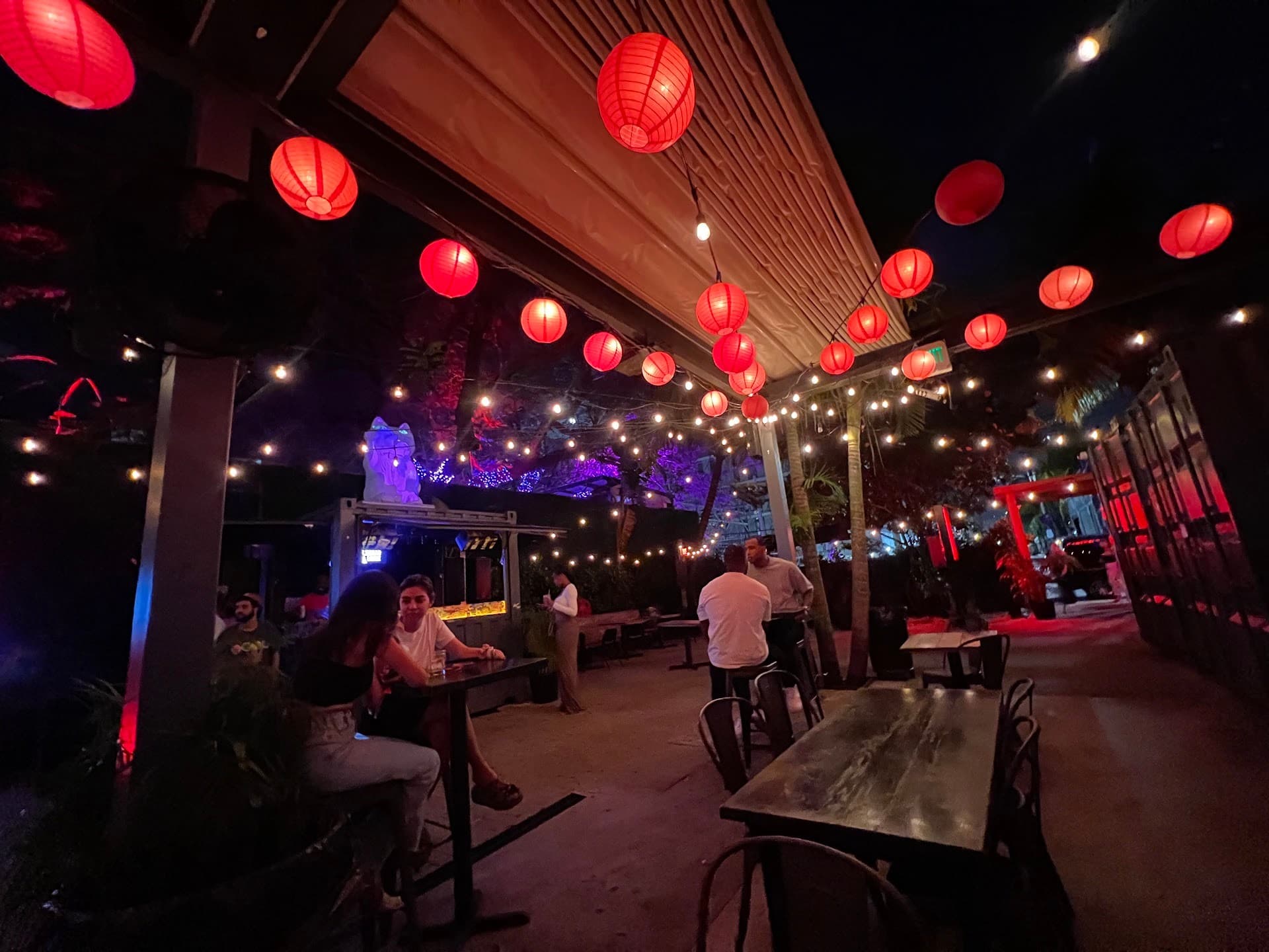 Interior ambiance at 1-800-Lucky in Miami