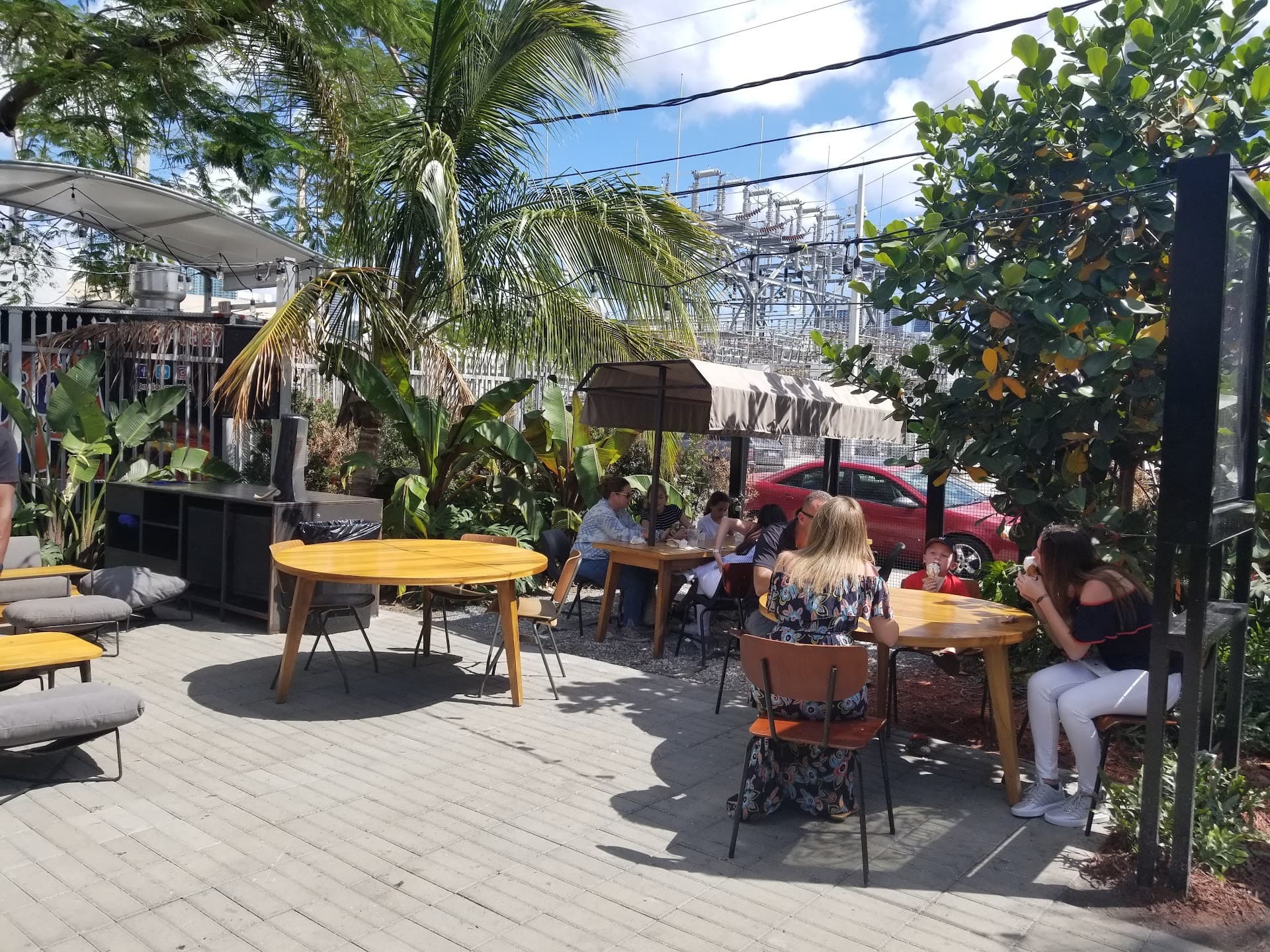 1-800-Lucky patio scene in Miami