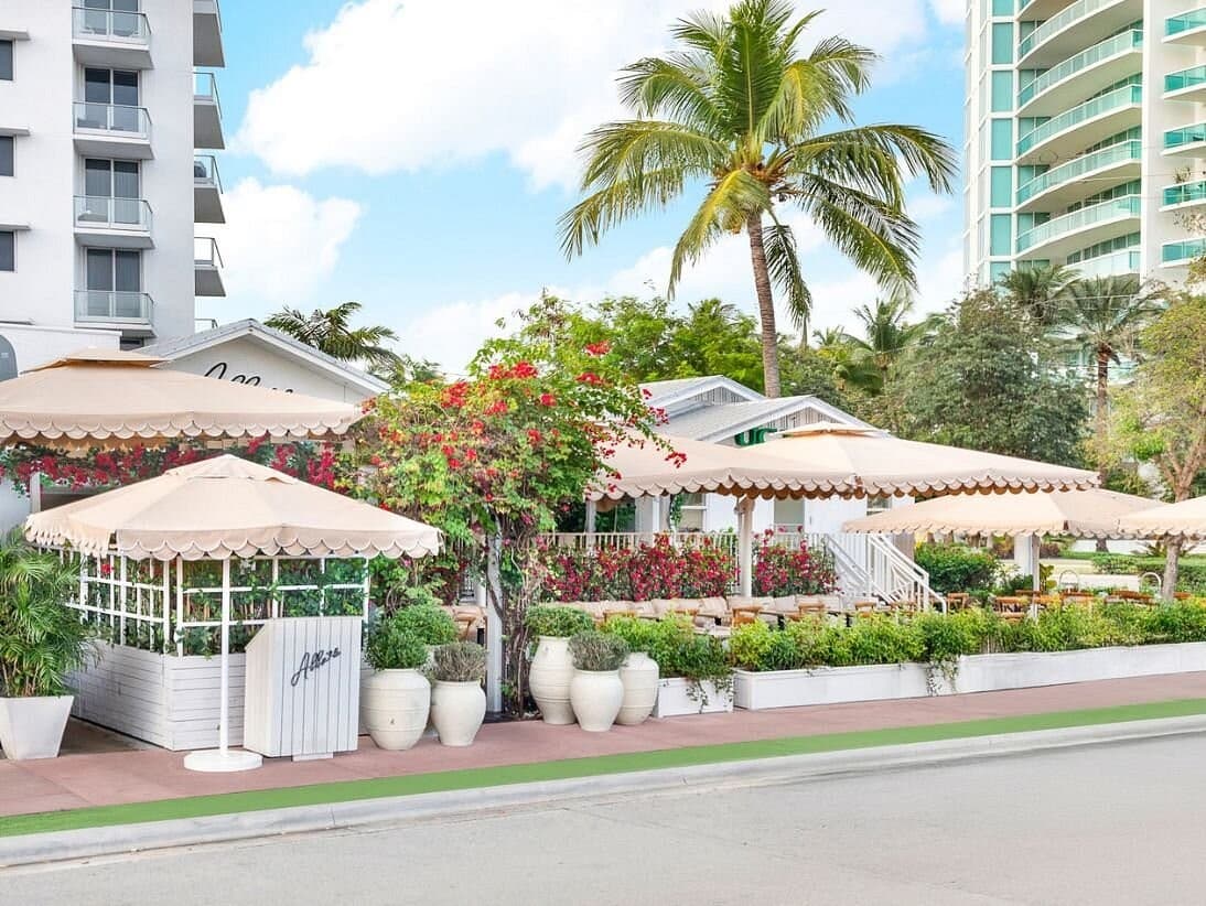 Abbalé Modern Mediterranean Kitchen outdoor seating Miami Beach
