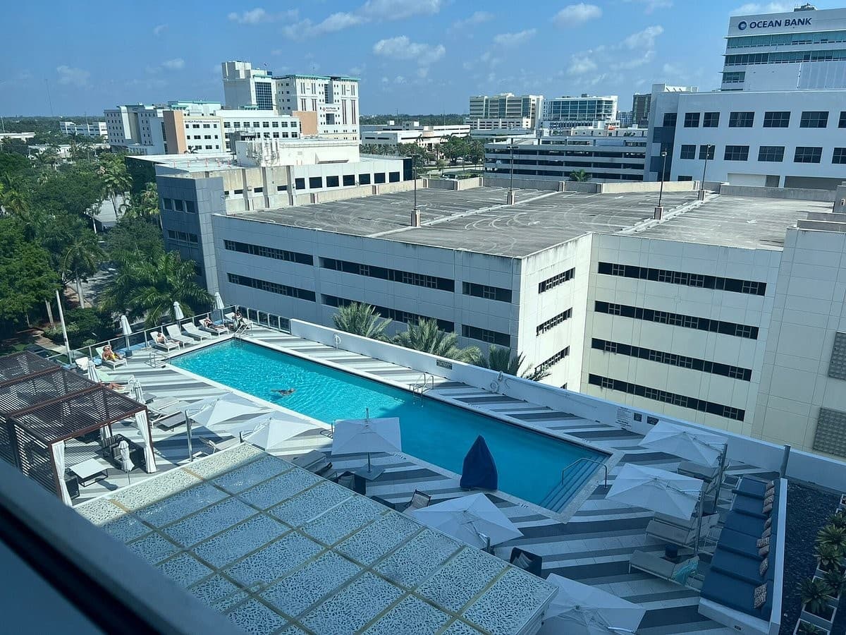 AC Hotel Miami Aventura pool and deck area