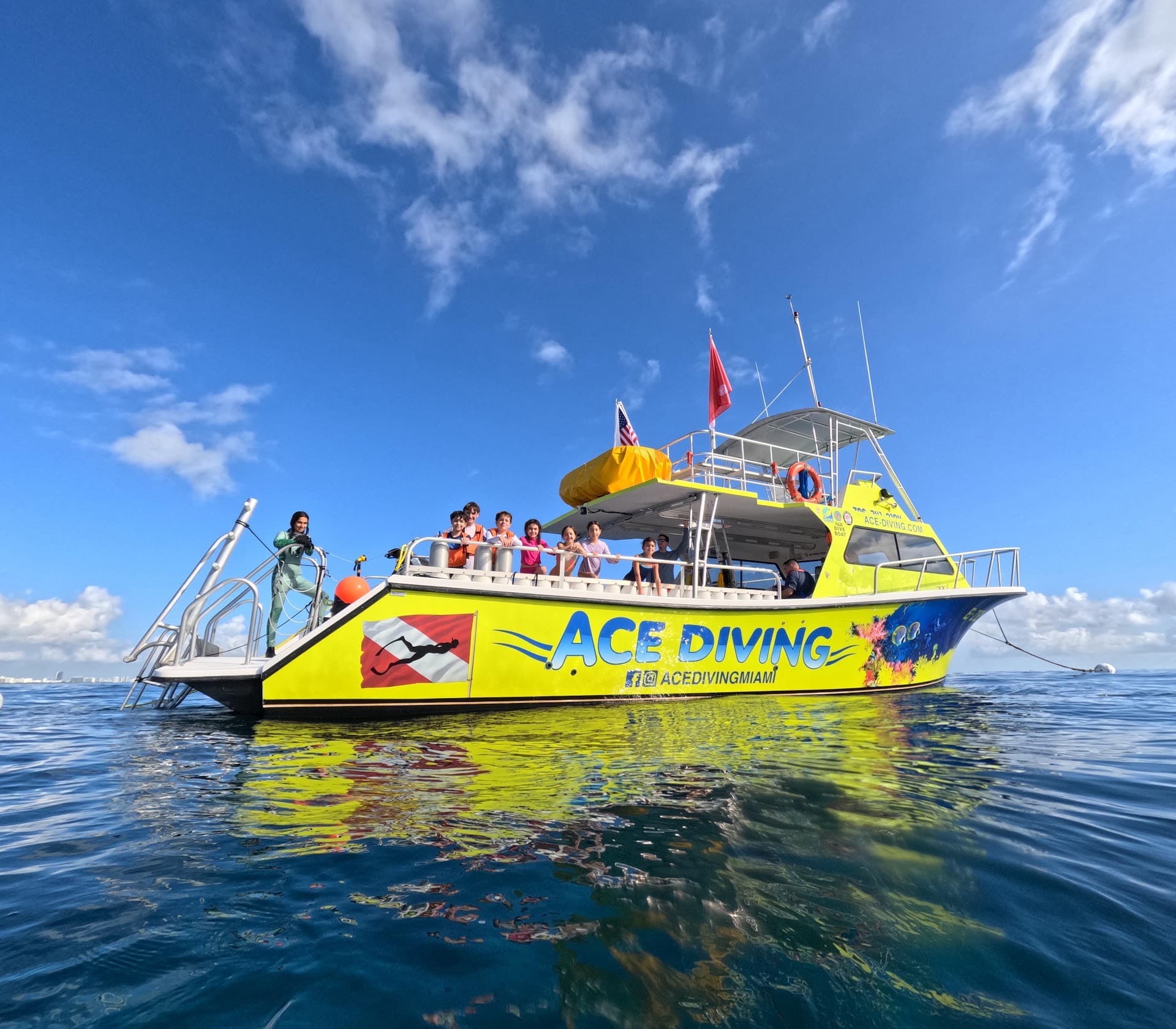 Ace Diving Miami boat at Slip 33
