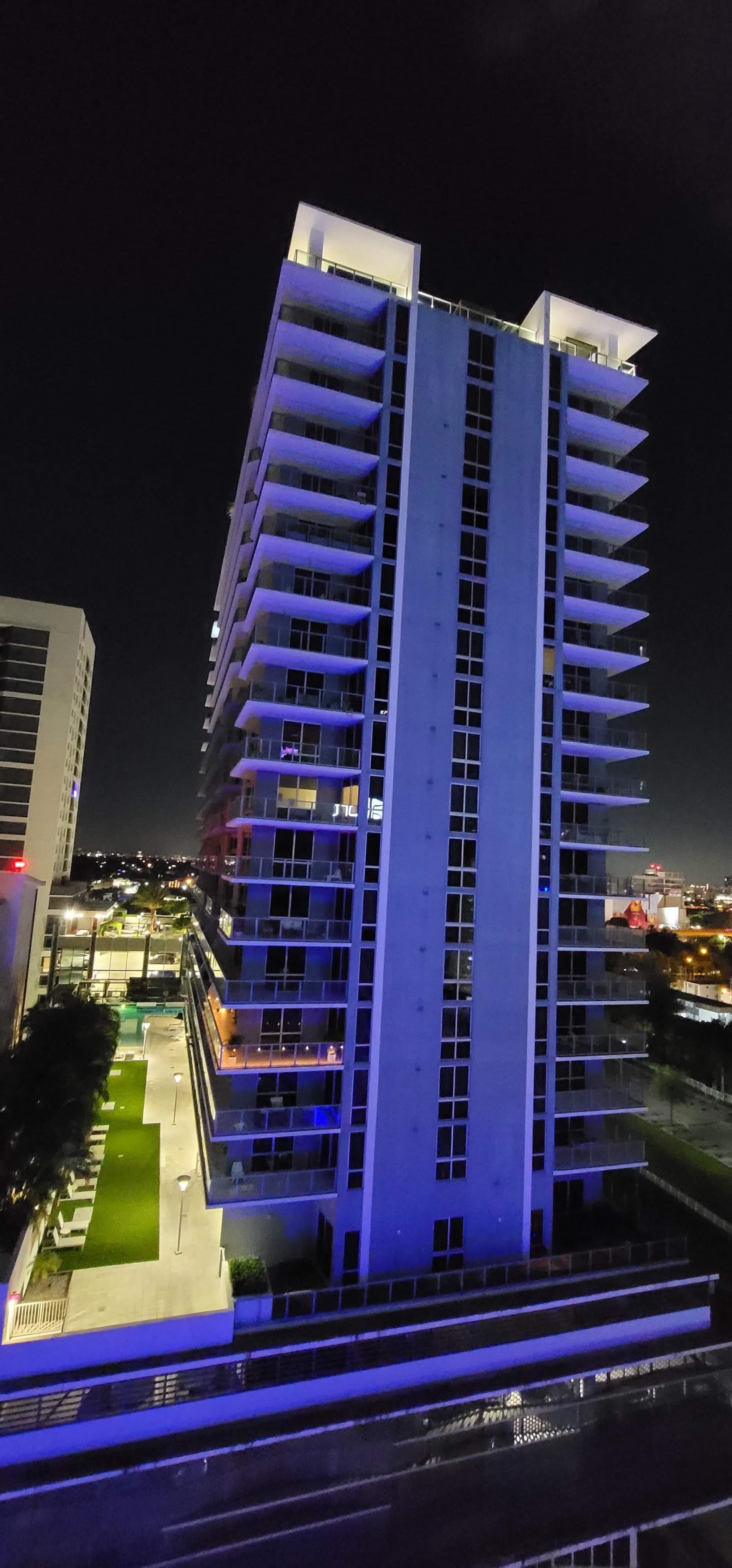 Aloft Miami - Brickell at night, Miami skyline