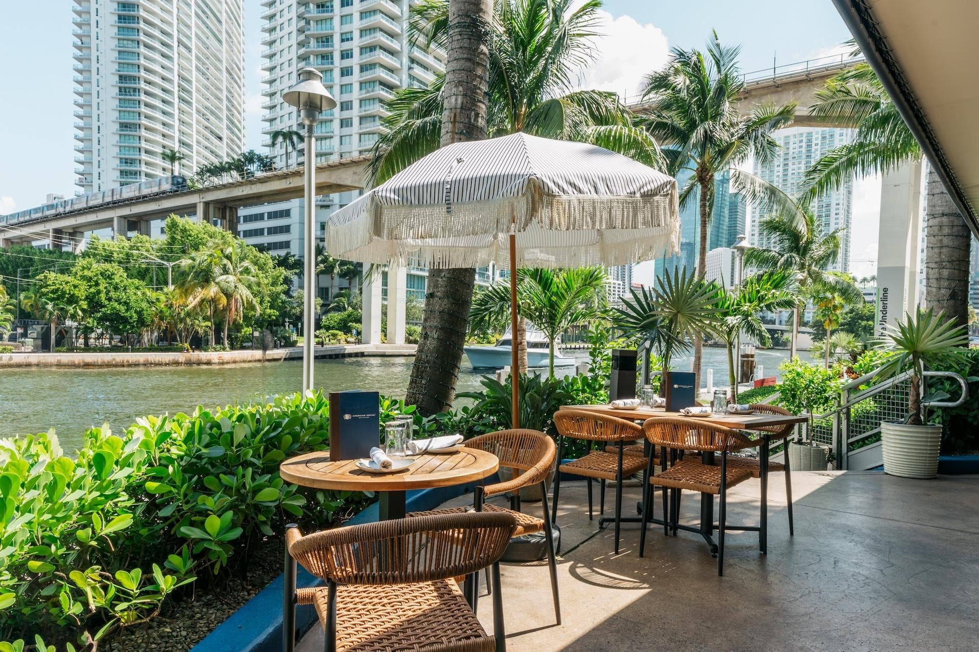 Outdoor patio at American Social - Bar & Kitchen in Miami