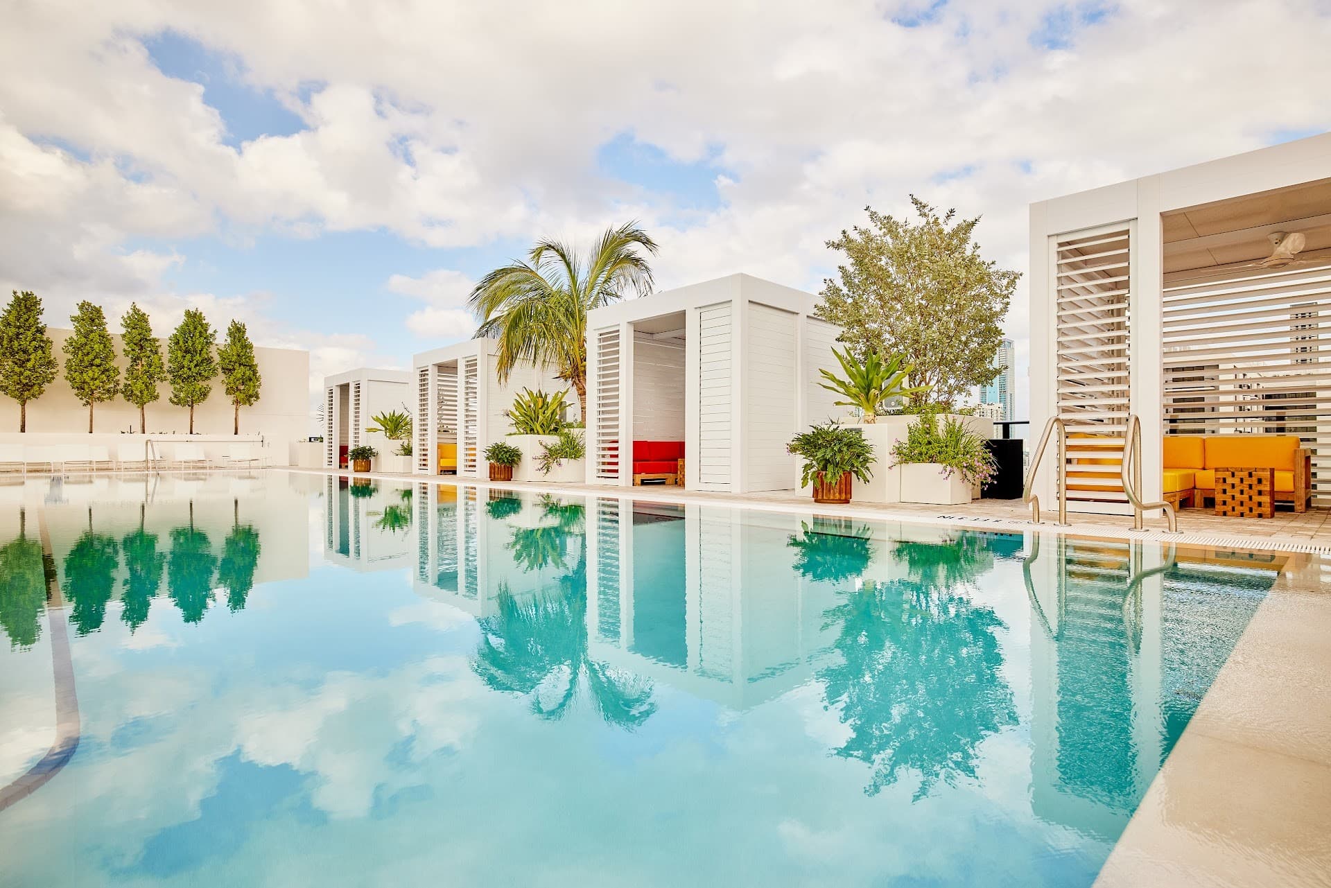 ART Wynwood Arlo Roof Top pool area in Miami