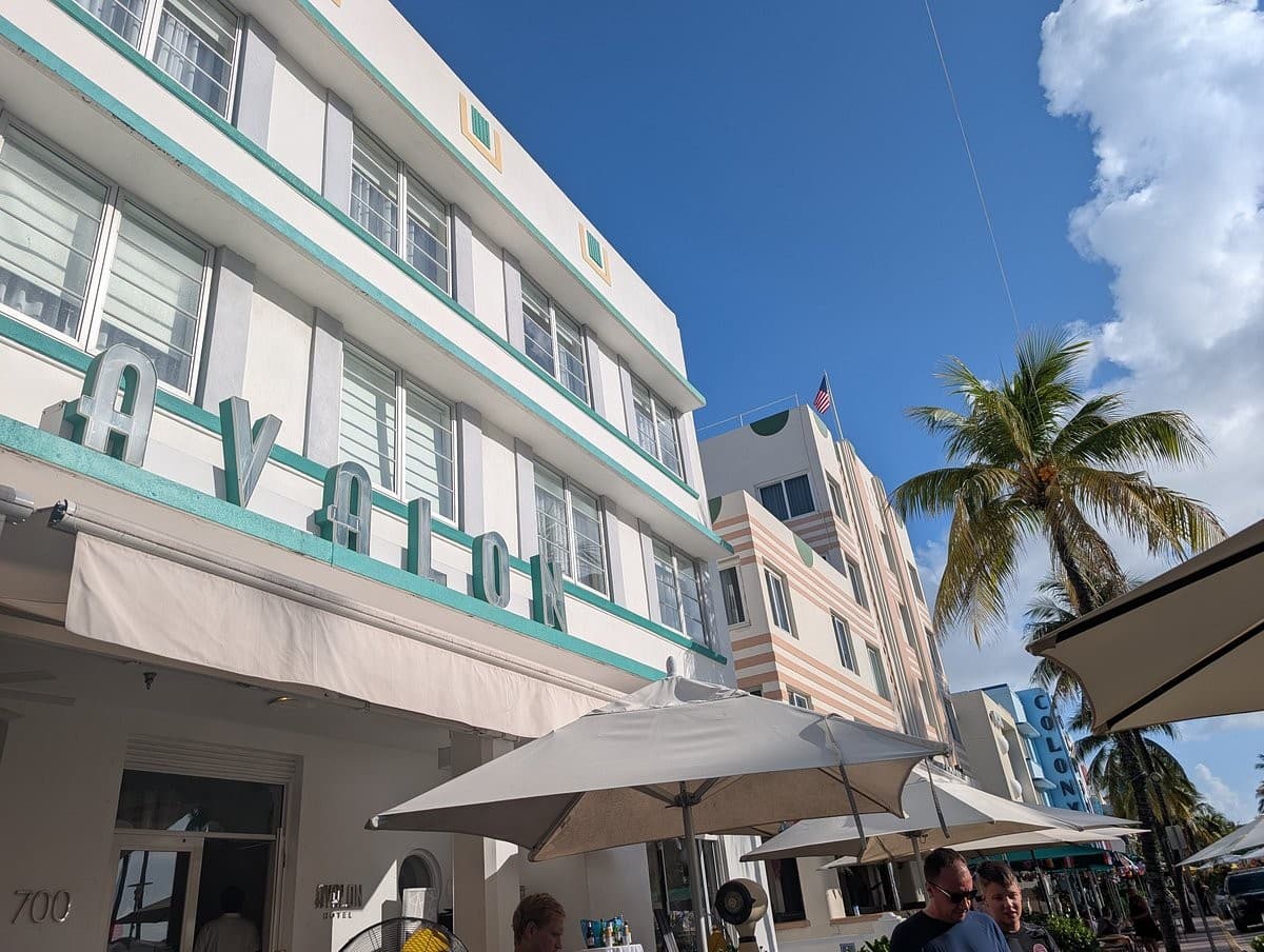 Avalon Hotel exterior view in Miami Beach