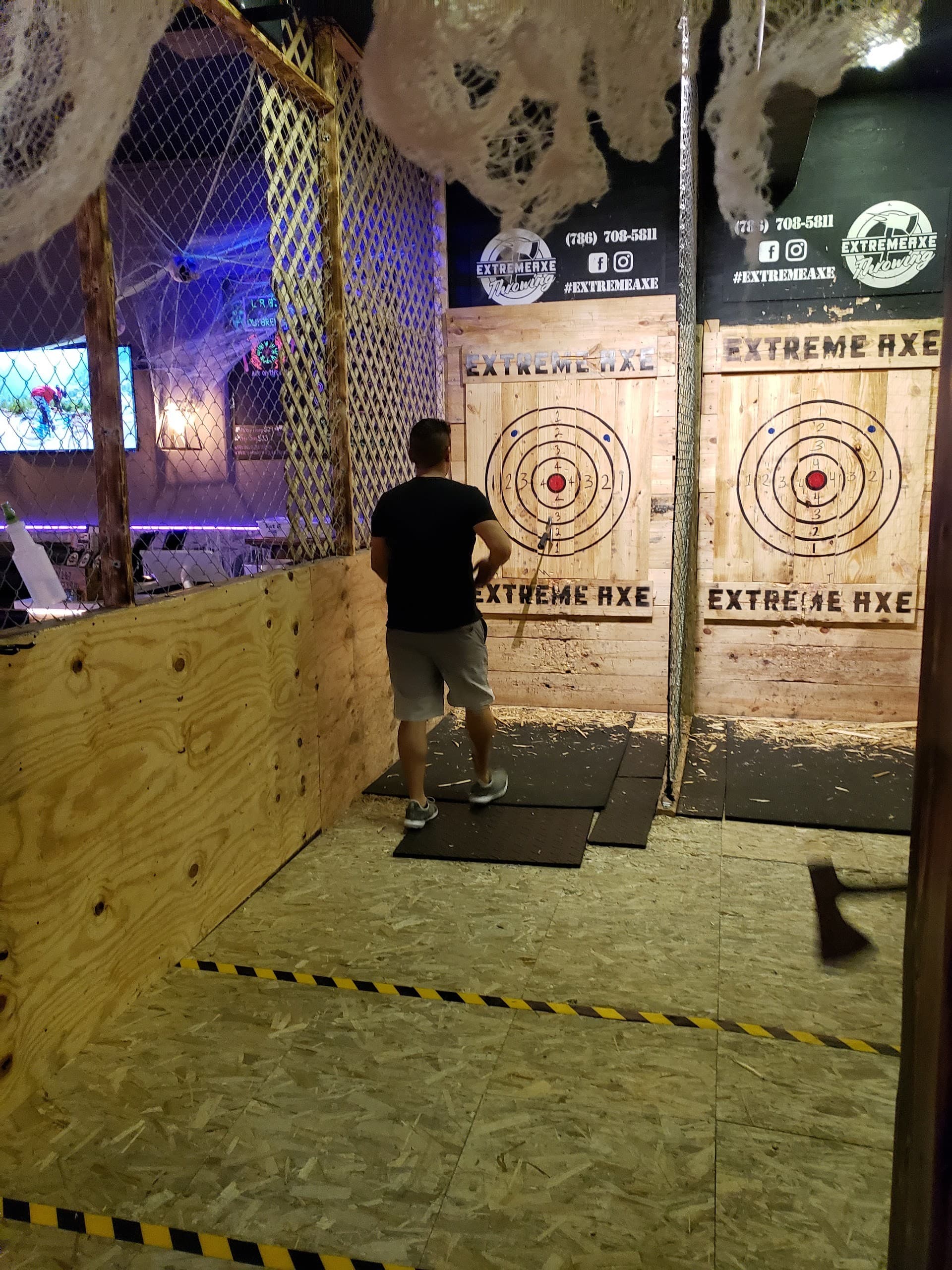 Axe Habits axe throwing venue in Miami