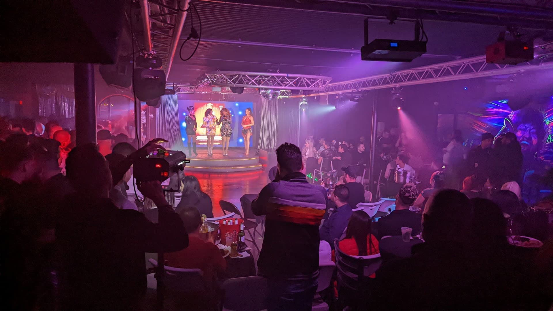 Azúcar NightClub nightlife experience in Miami