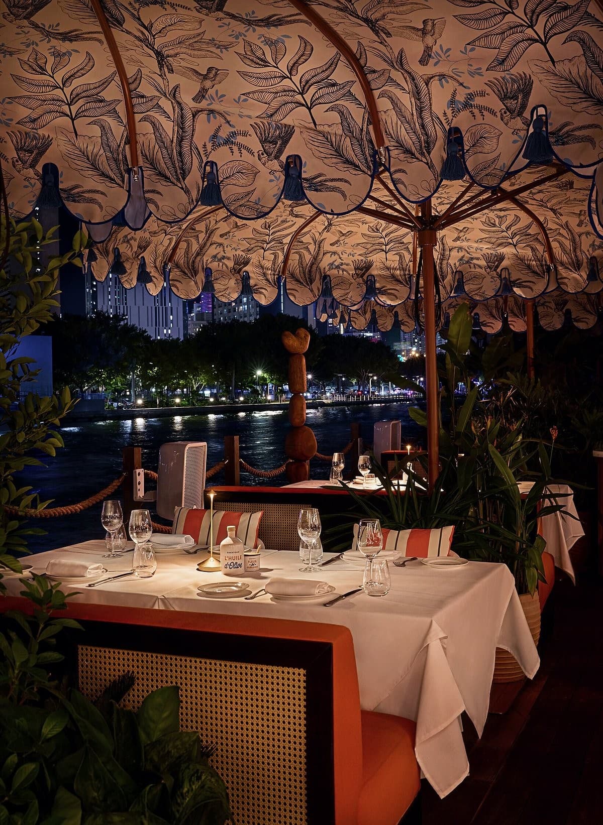 Elegant dining room at Bagatelle Miami River