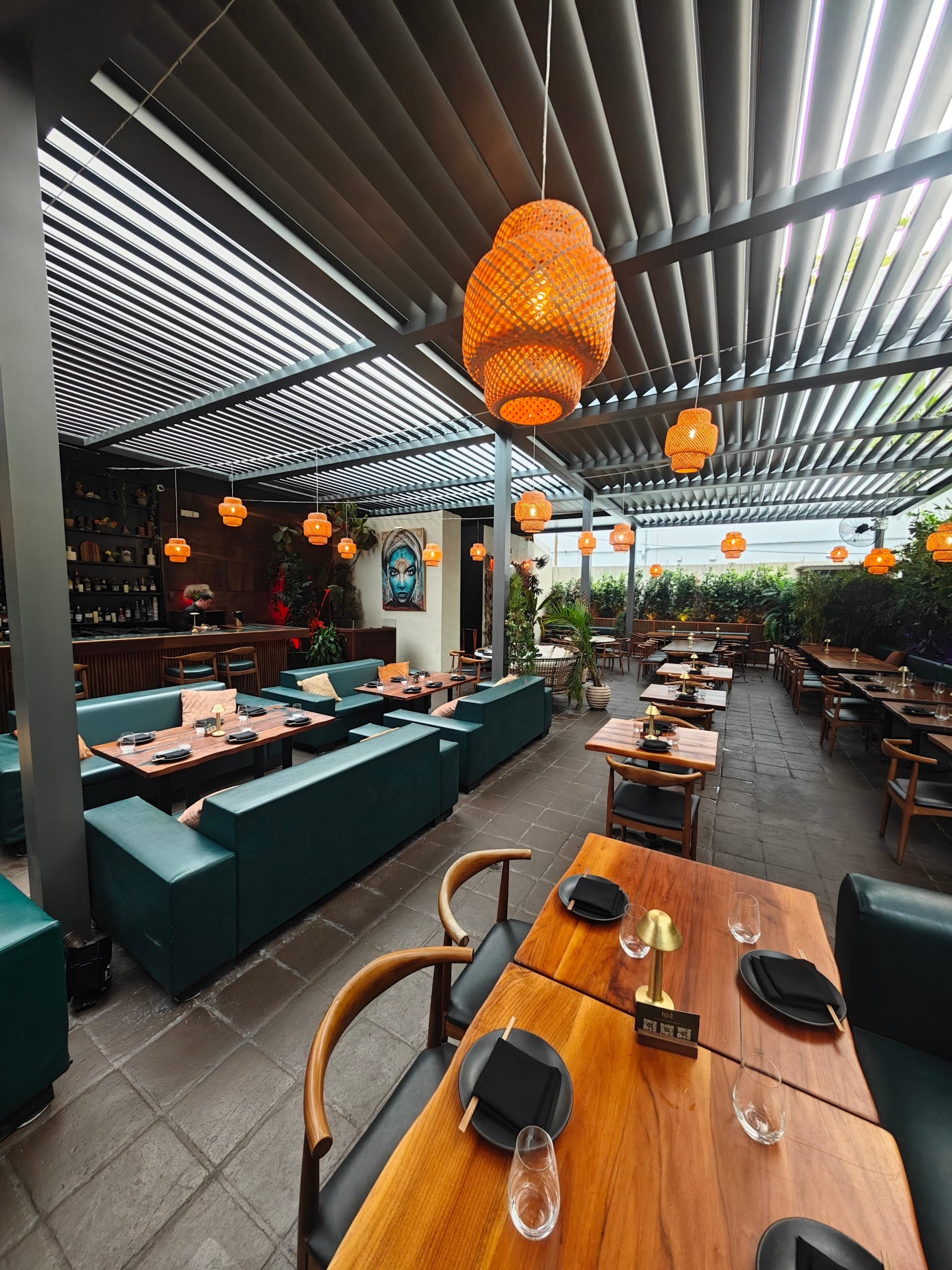 Stylish dining room at BÂOLI Miami Beach