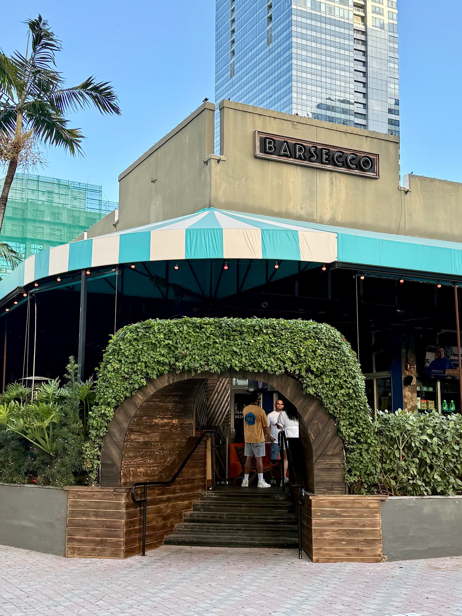 Barsecco nightlife venue in Miami with lush greenery