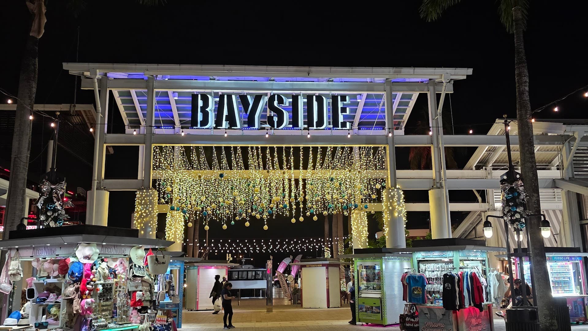 Bayside Marketplace entrance at night in Miami