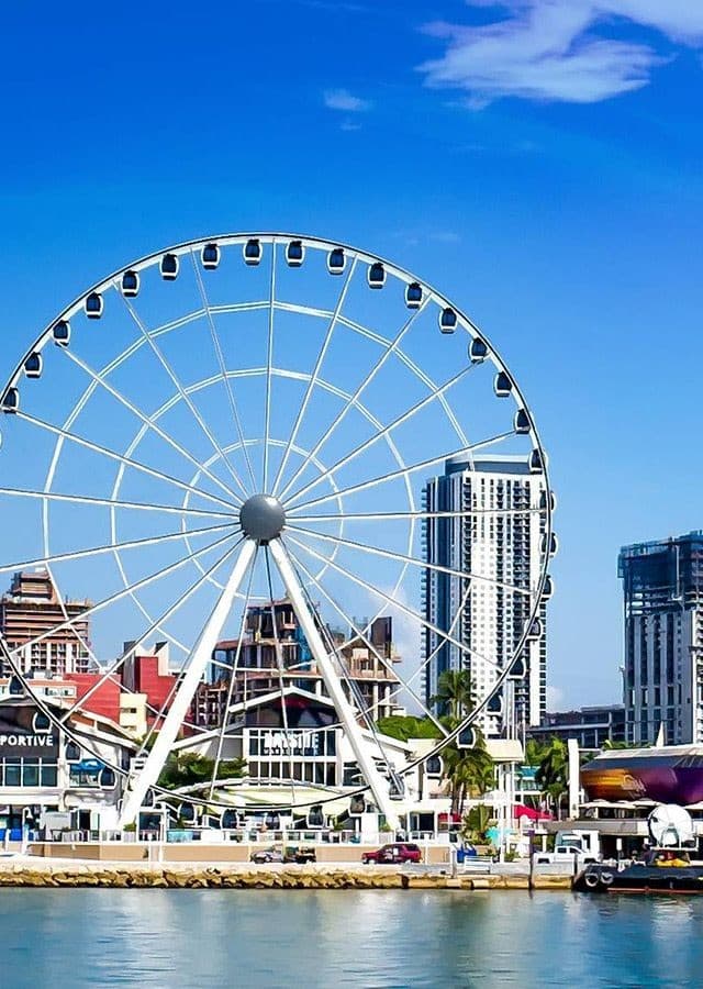 Bayside Marketplace Ferris wheel view Miami