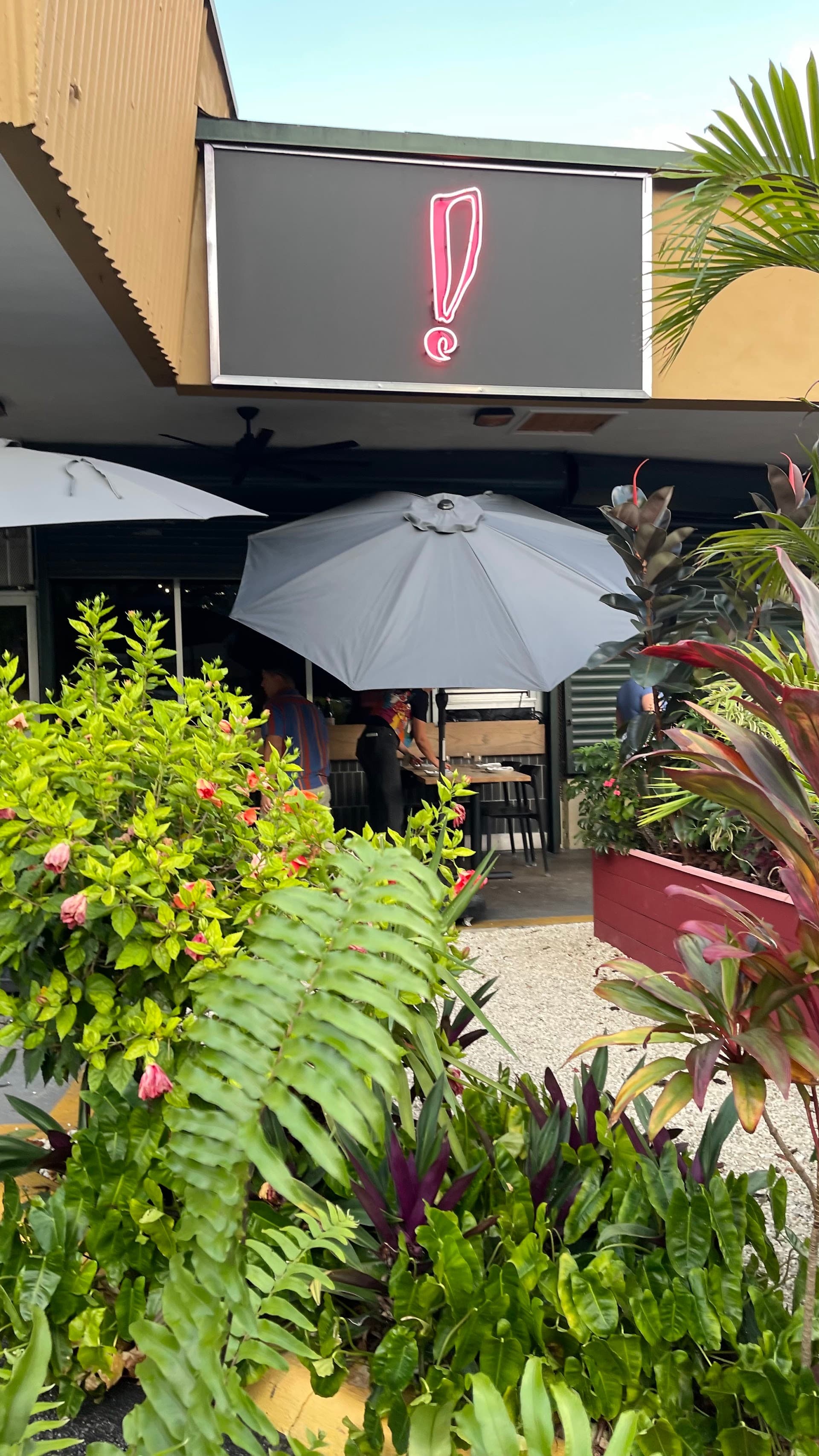Outdoor view of Boia De restaurant in Miami