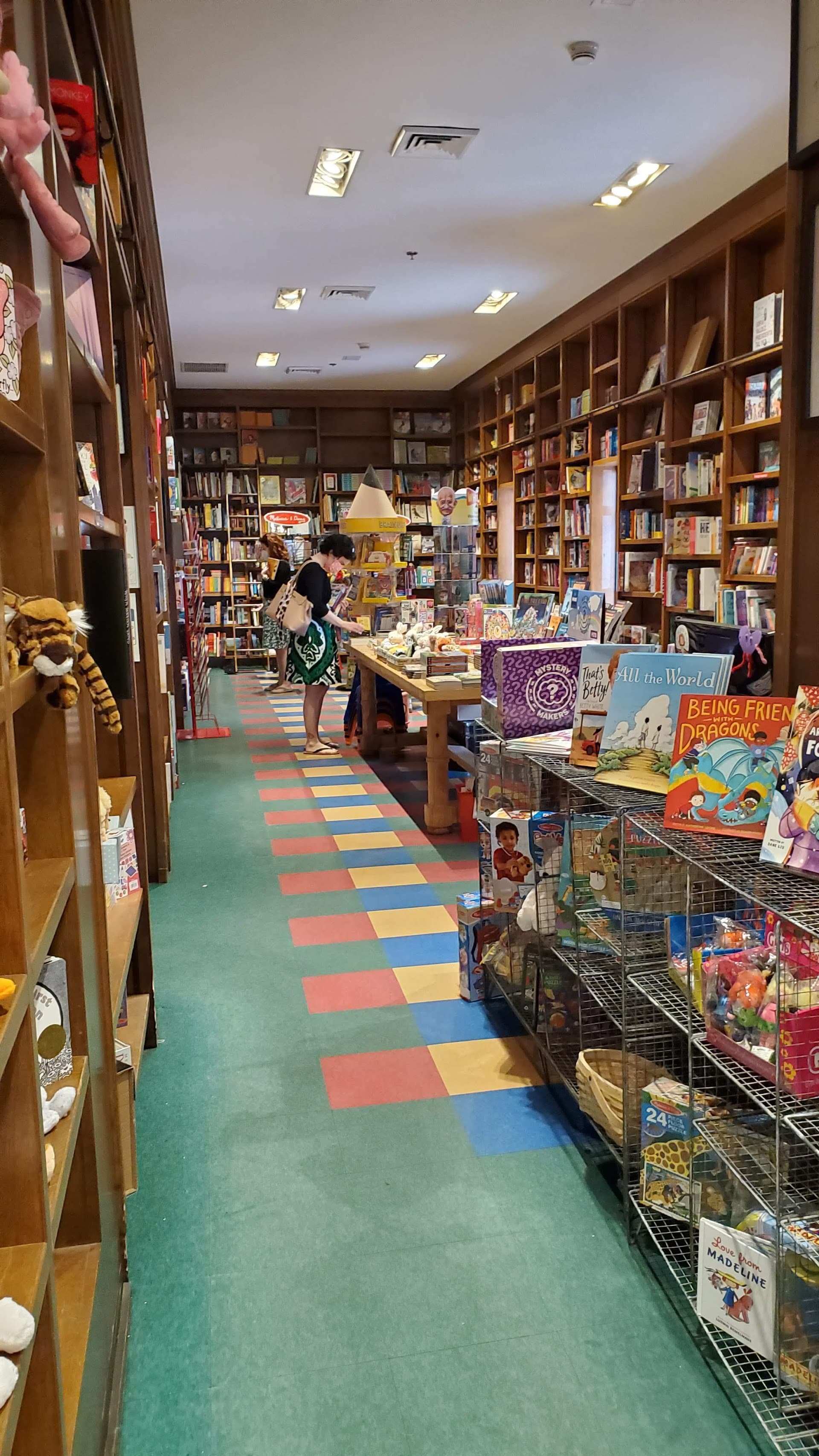 Books & Books interior view in Coral Gables