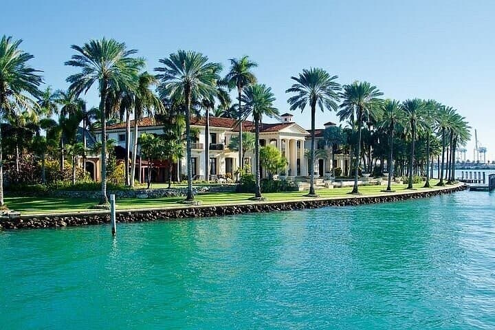 Luxury waterfront property in Miami Beach