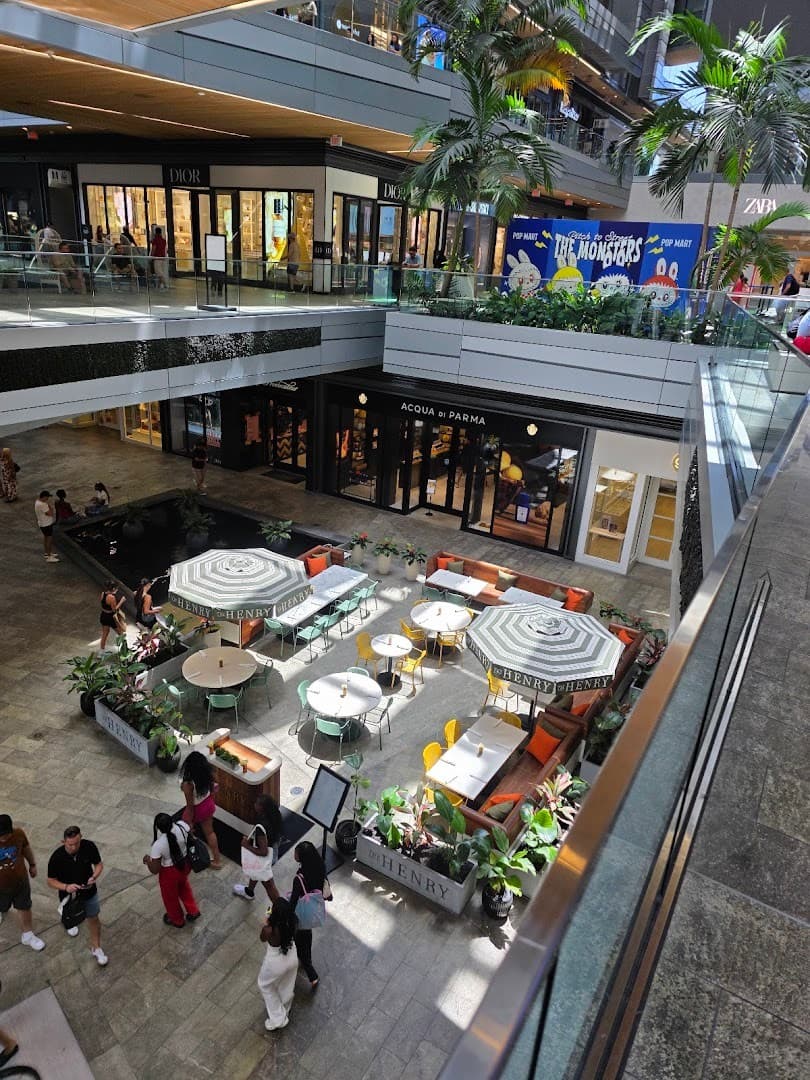 Dining area at Brickell City Centre in Miami