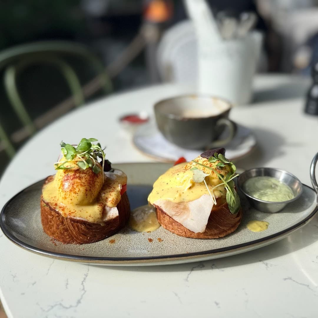 Eggs Benedict at Café Bastille Fort Lauderdale