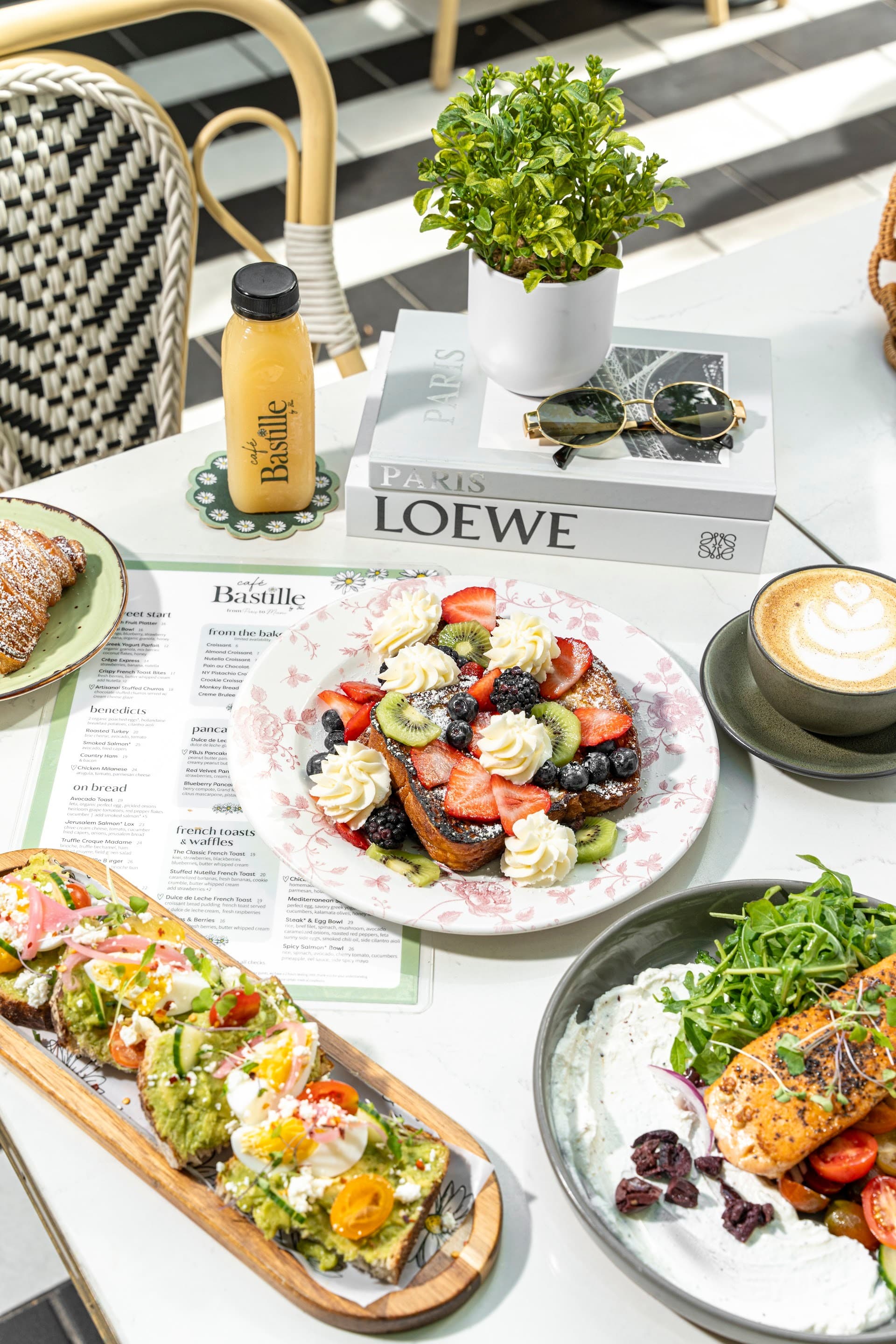 Café Bastille Fort Lauderdale brunch spread
