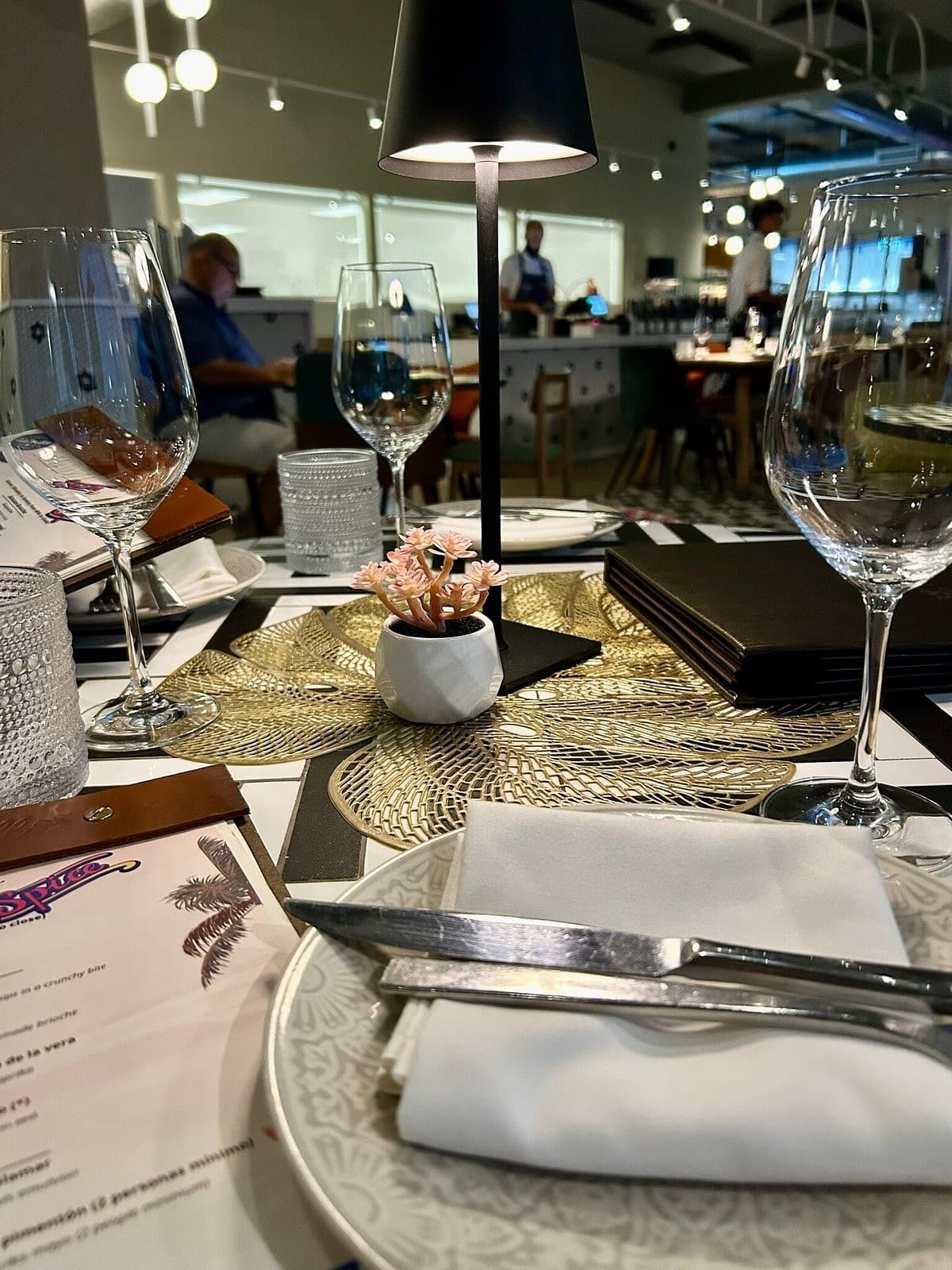 CalaMillor Gourmet Experience dining setup in Miami