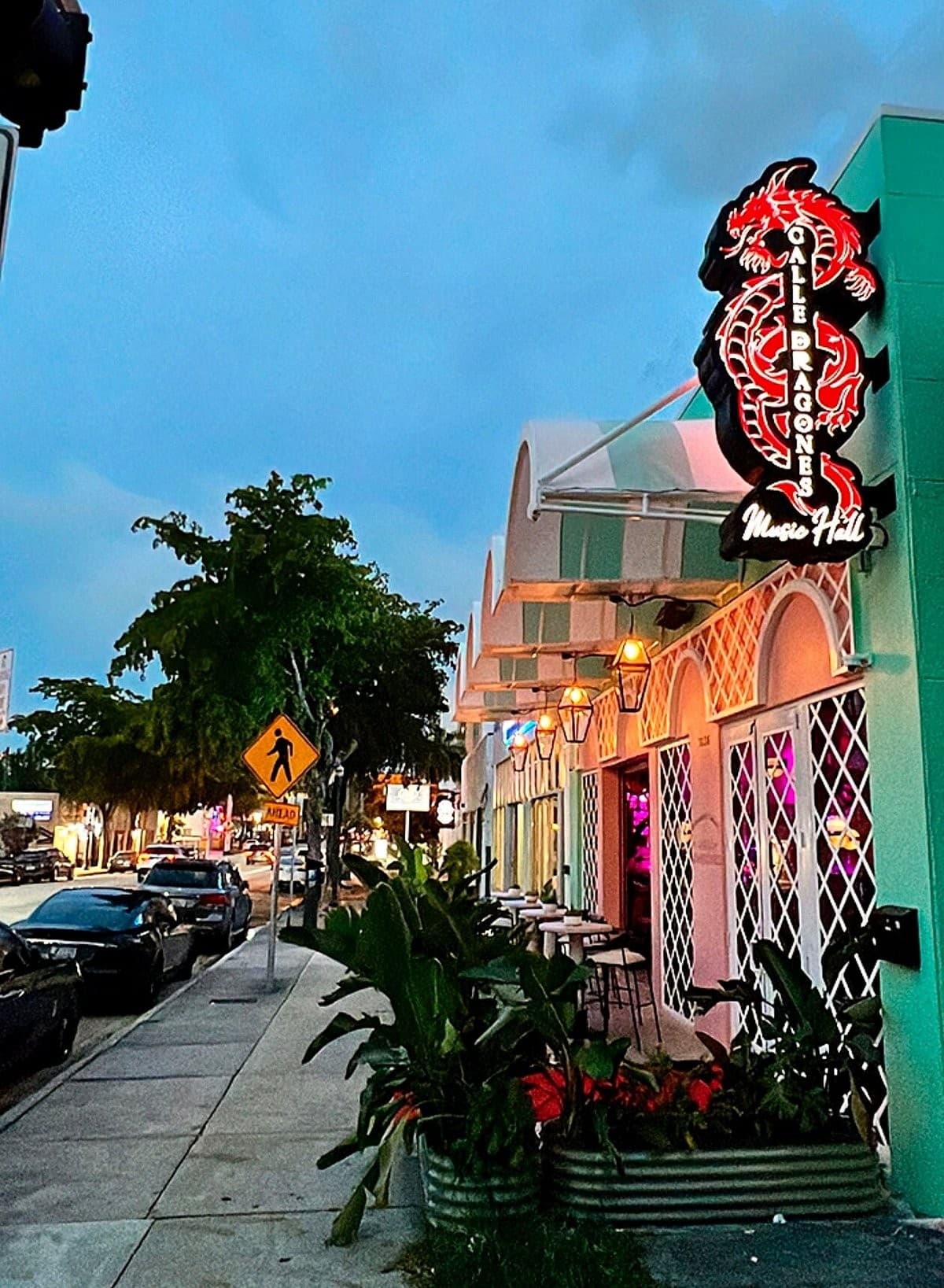 Calle Dragones restaurant exterior in Miami