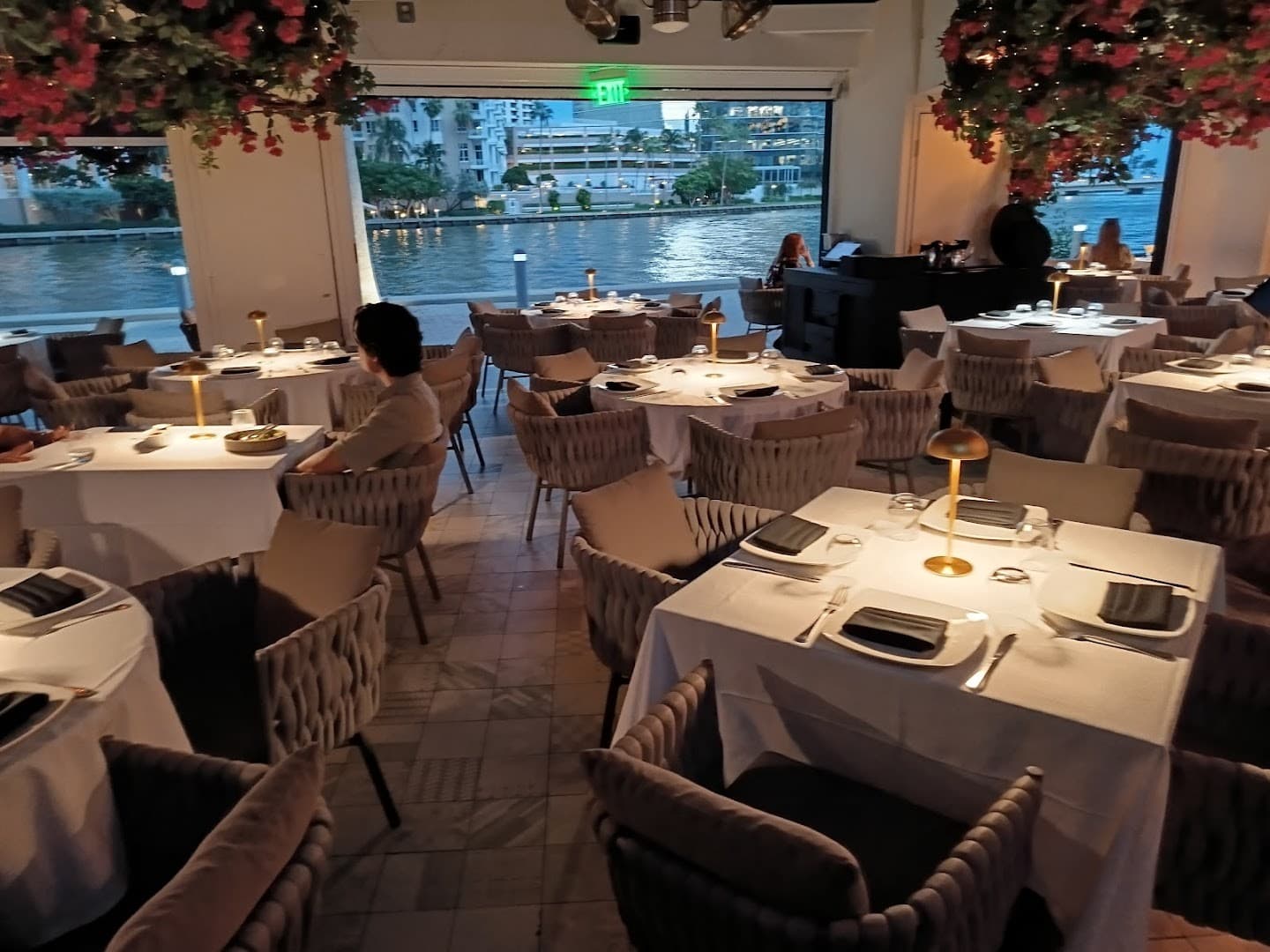 Cantina La Veinte dining room ambiance in Miami