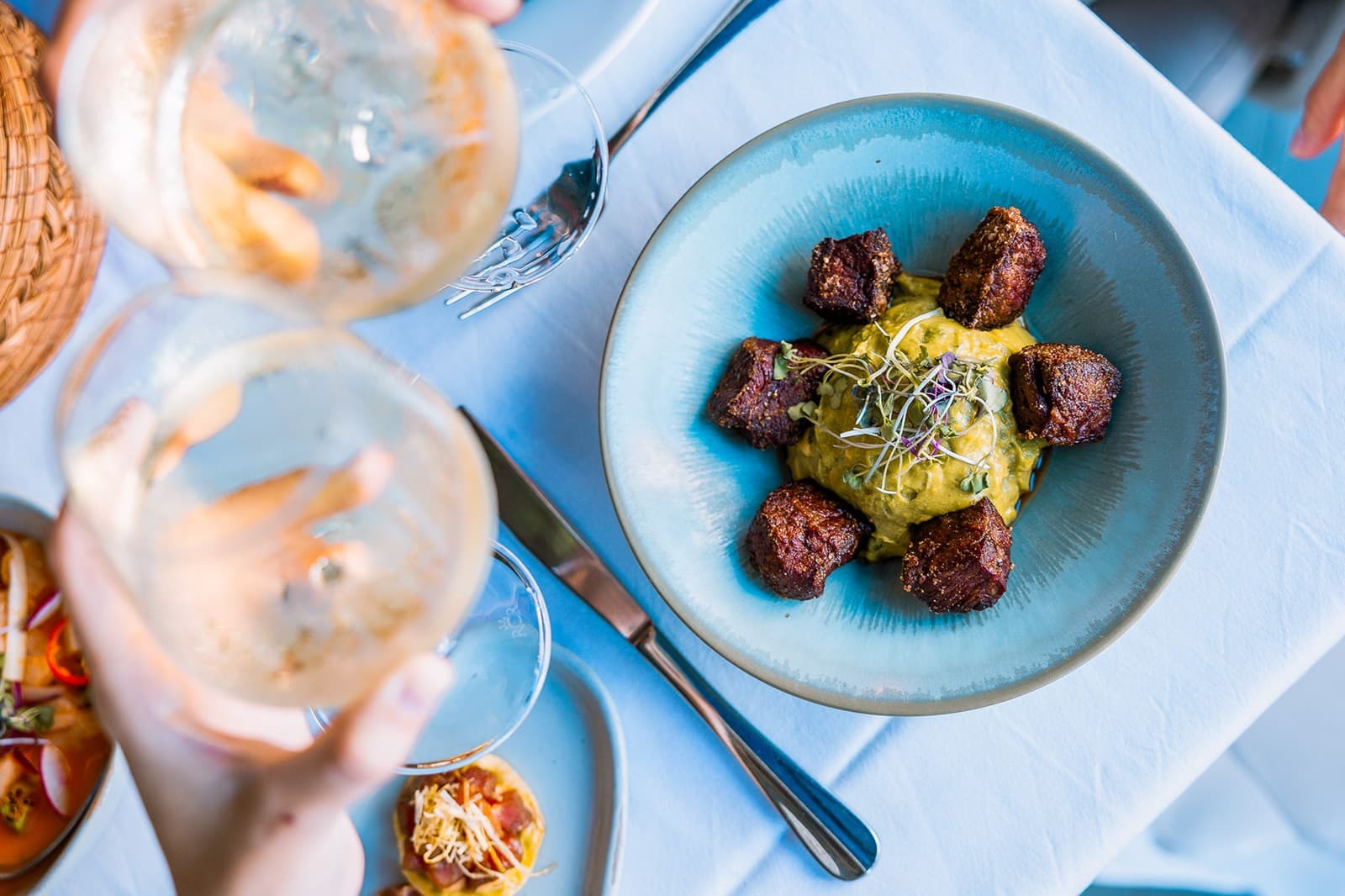 Dining scene at Cantina La Veinte in Miami