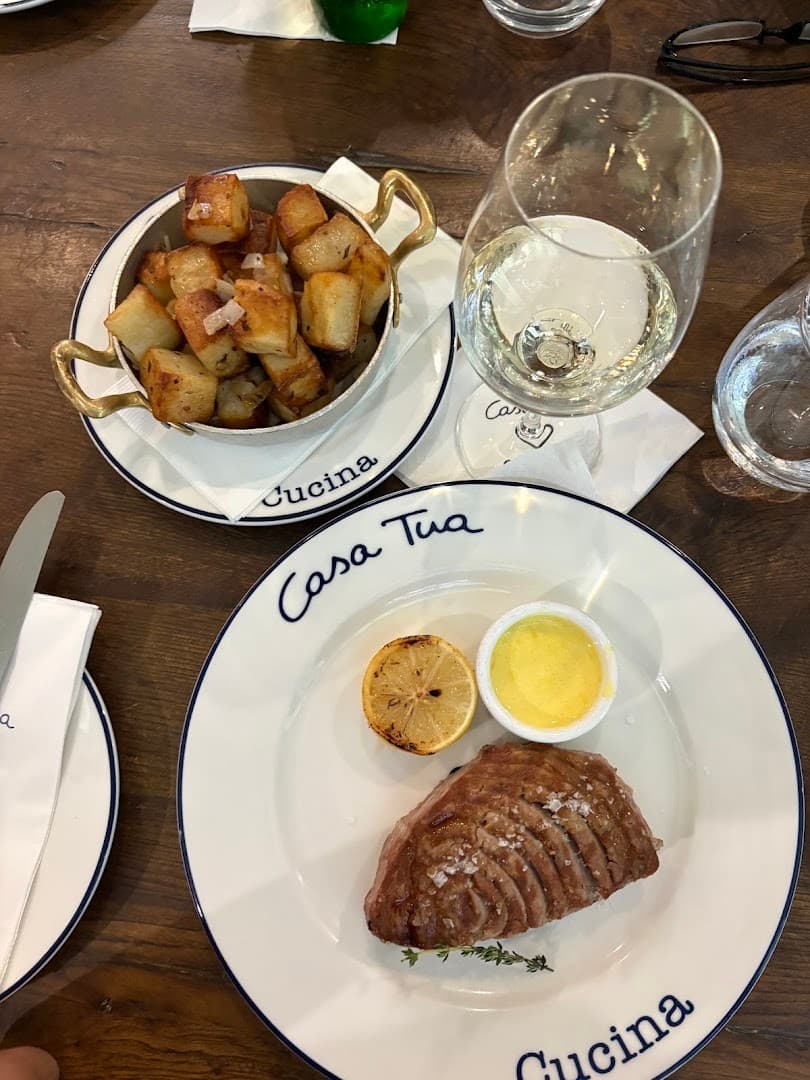 Delicious steak and potatoes at Casa Tua Cucina Brickell, Miami