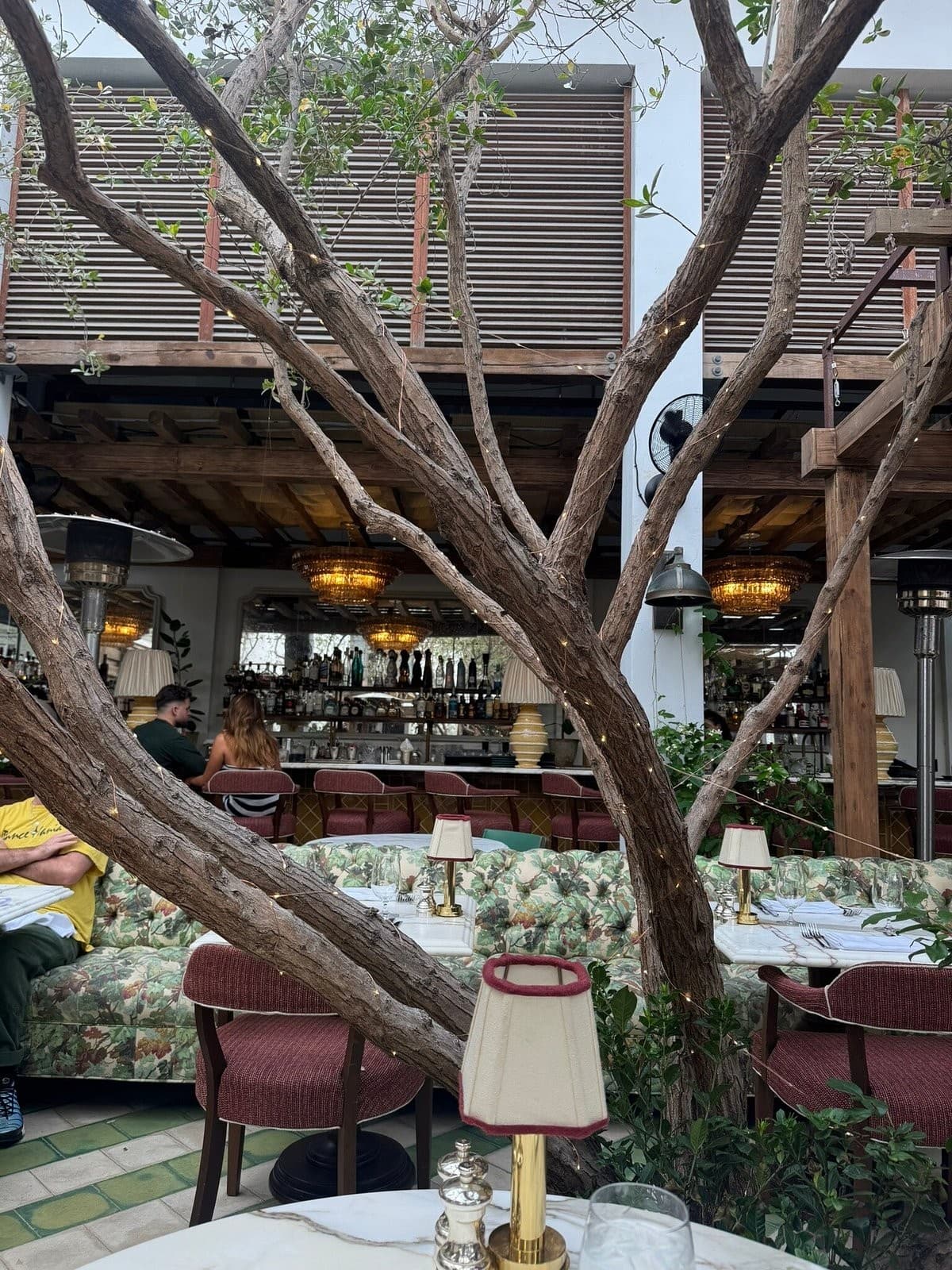 Cecconi's Miami interior dining scene in Miami Beach