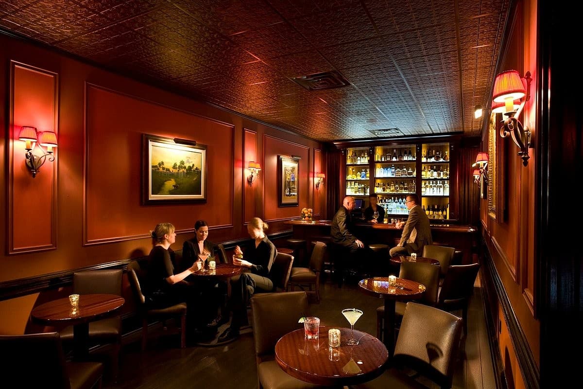 Christy's Restaurant interior ambiance in Miami