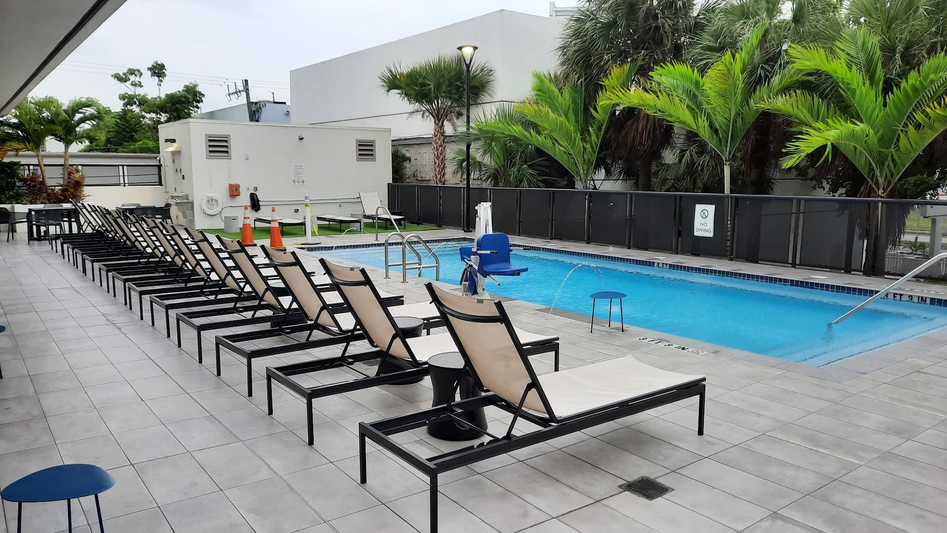 Comfort Suites Miami Airport North pool area in Miami Springs