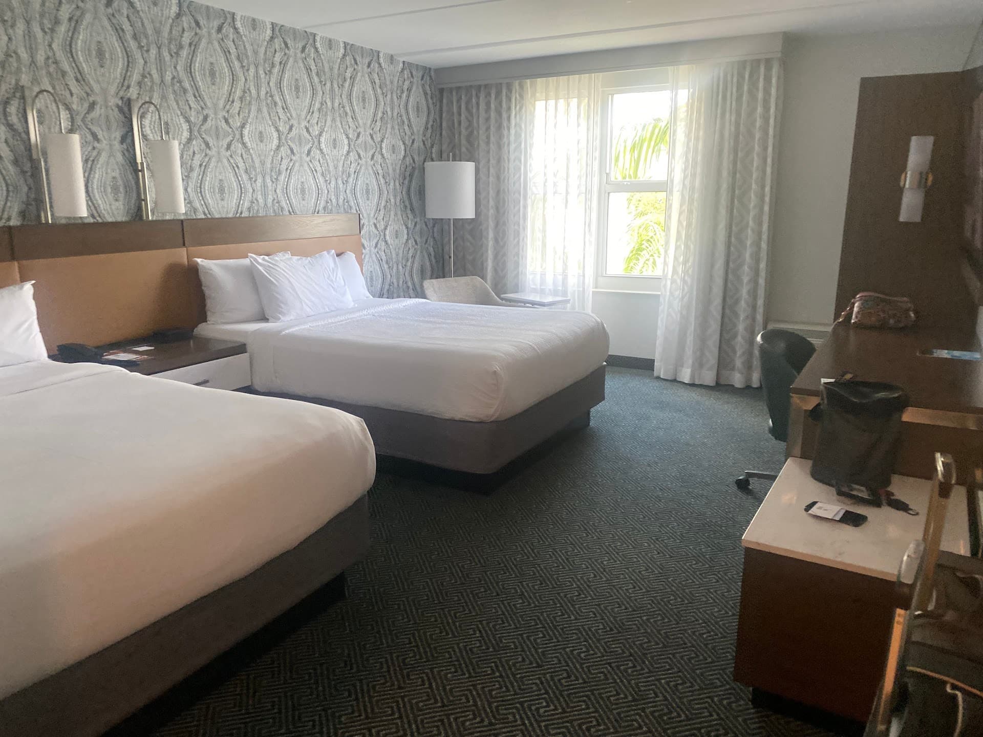Courtyard by Marriott Miami Aventura room interior