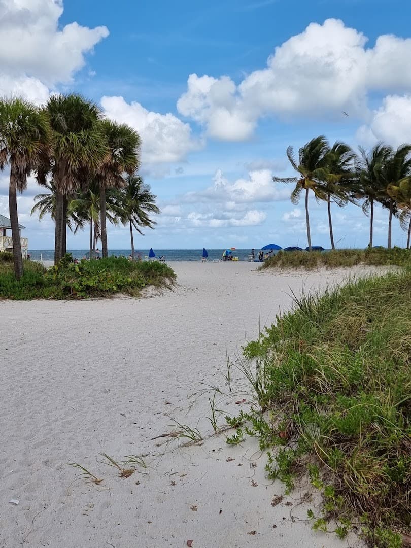 Scenic view of Crandon Park beach in Key Biscayne
