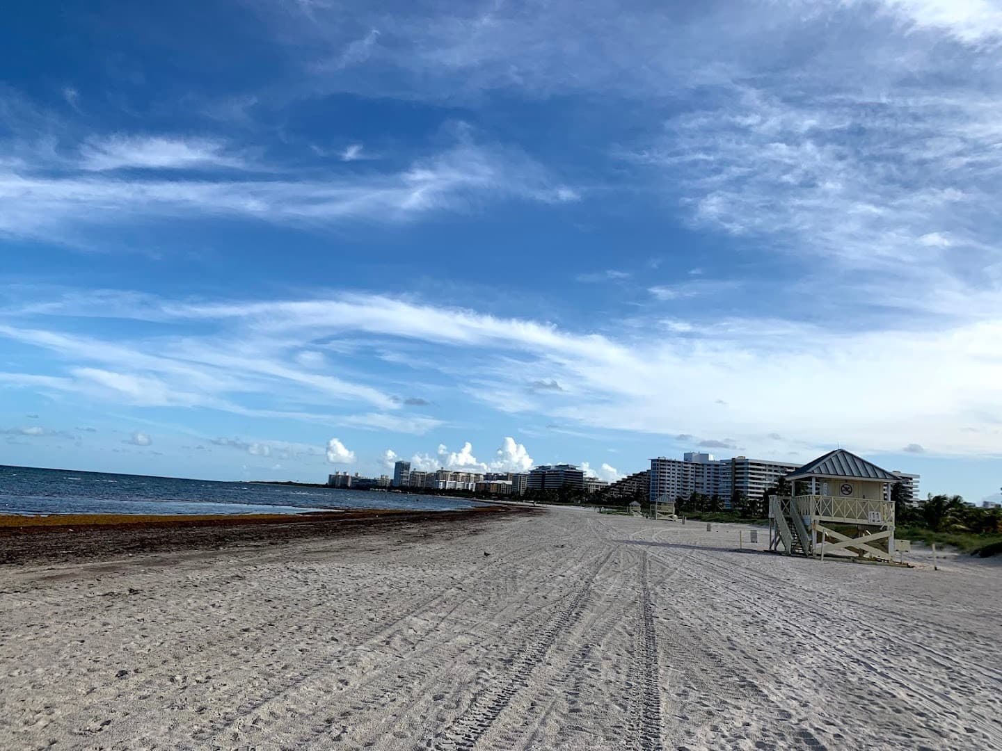 Scenic view of Crandon Park beach and ocean