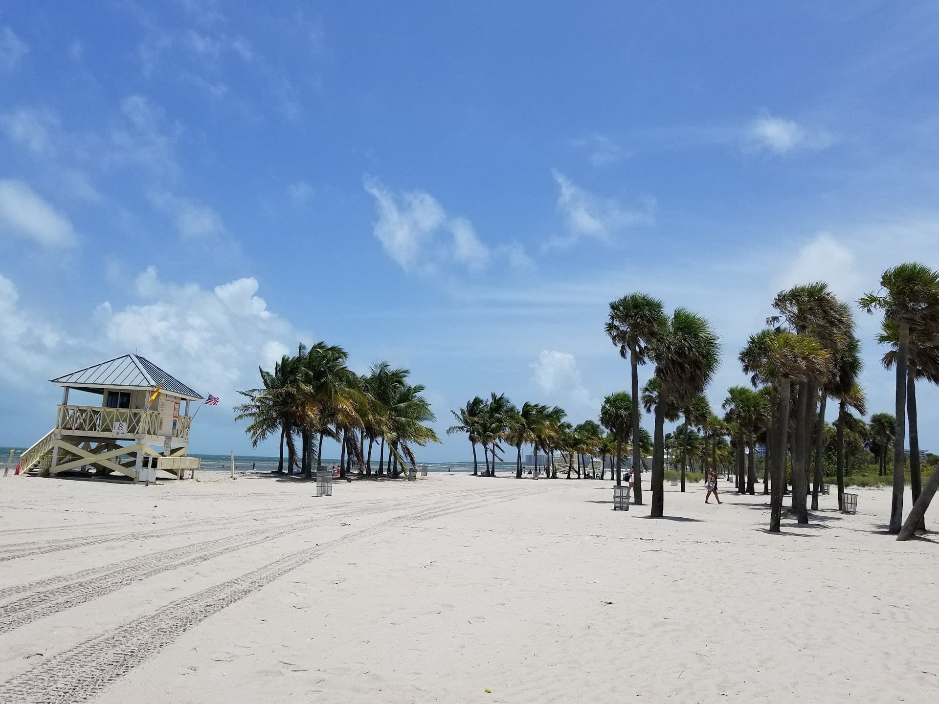 Scenic view of Crandon Park beach and lifeguard tower