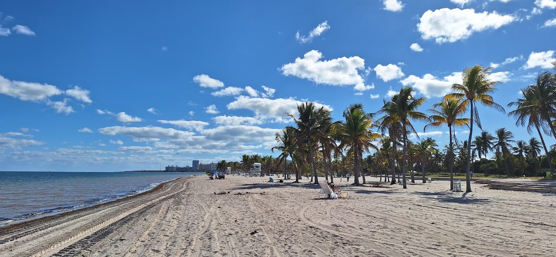 Scenic view of Crandon Park beach in Key Biscayne