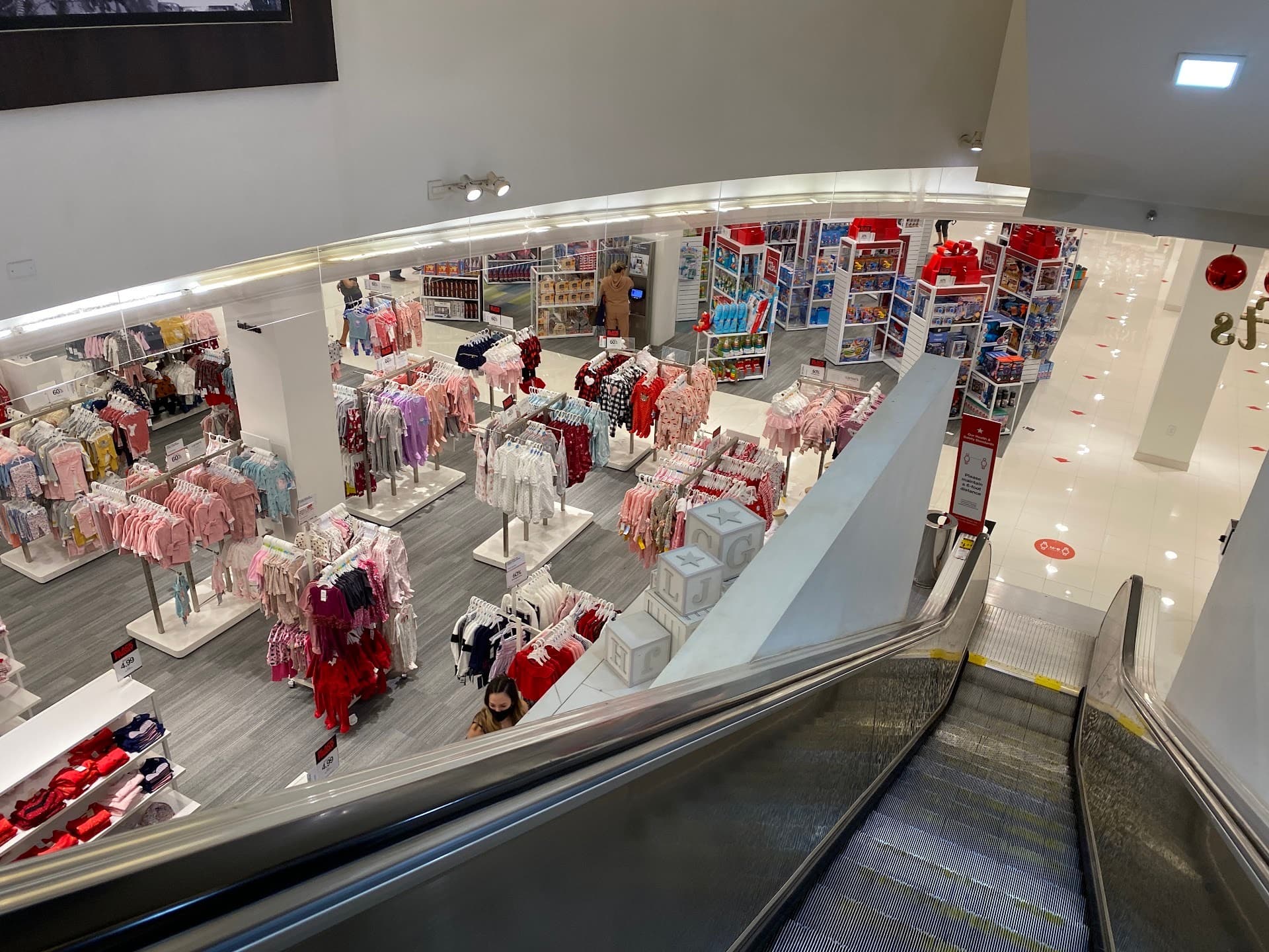 Dadeland Mall shopping interior, Miami