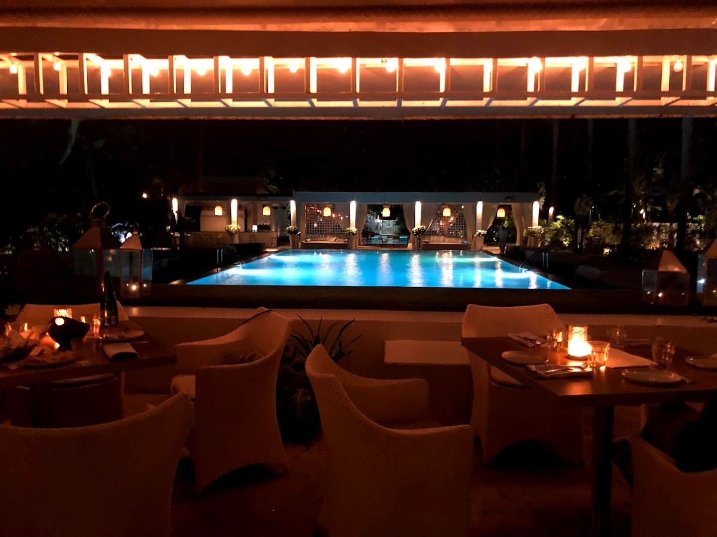 Diez y Seis restaurant ambiance Miami Beach