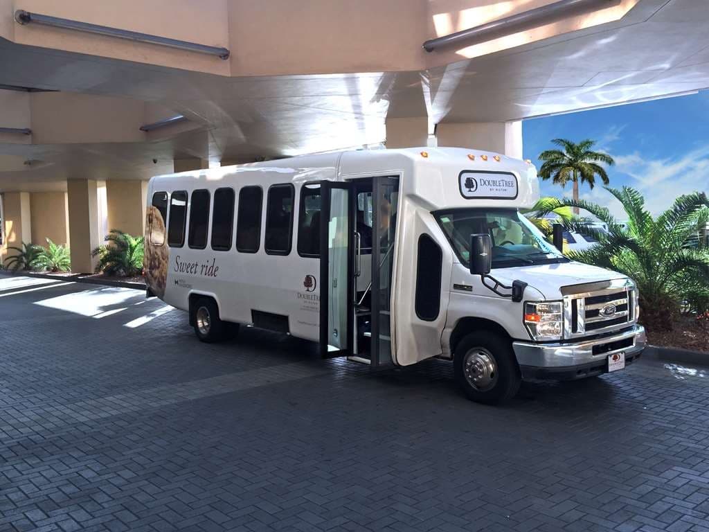 DoubleTree by Hilton Hotel Miami Airport hotel shuttle