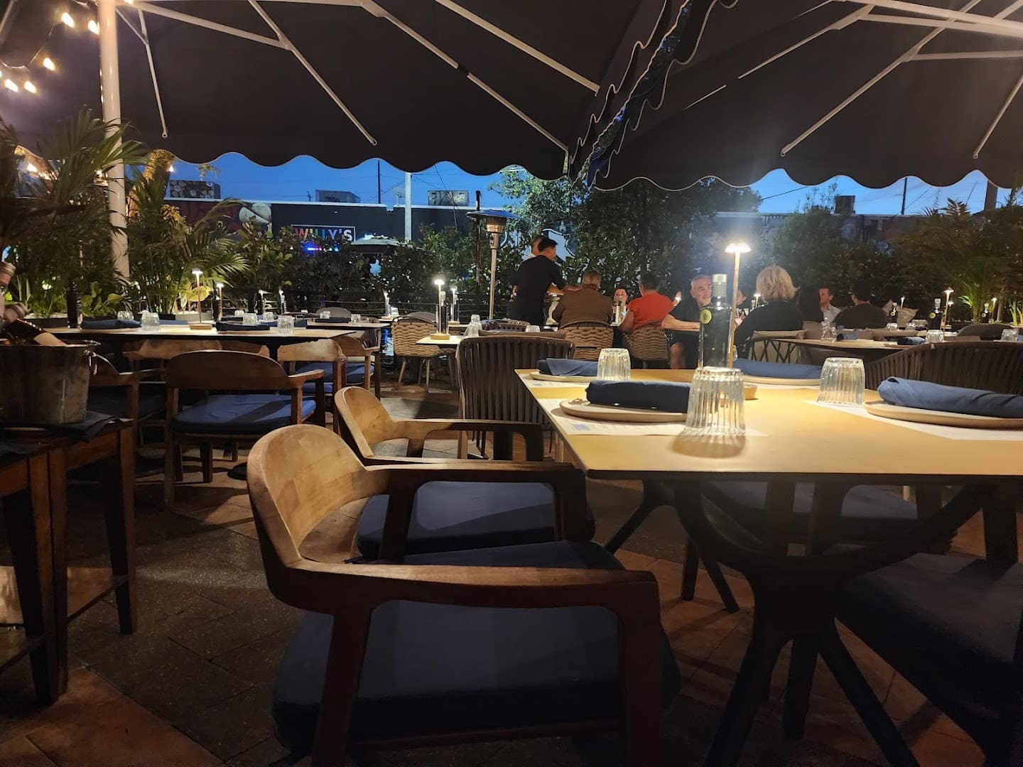 Doya restaurant patio seating in Miami