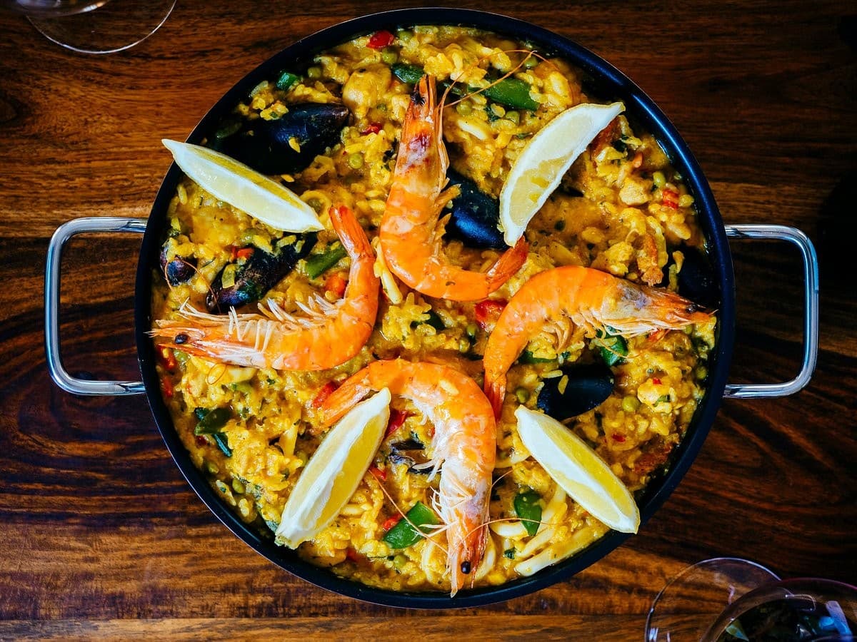 Paella dish at Echate Pa lla in Doral