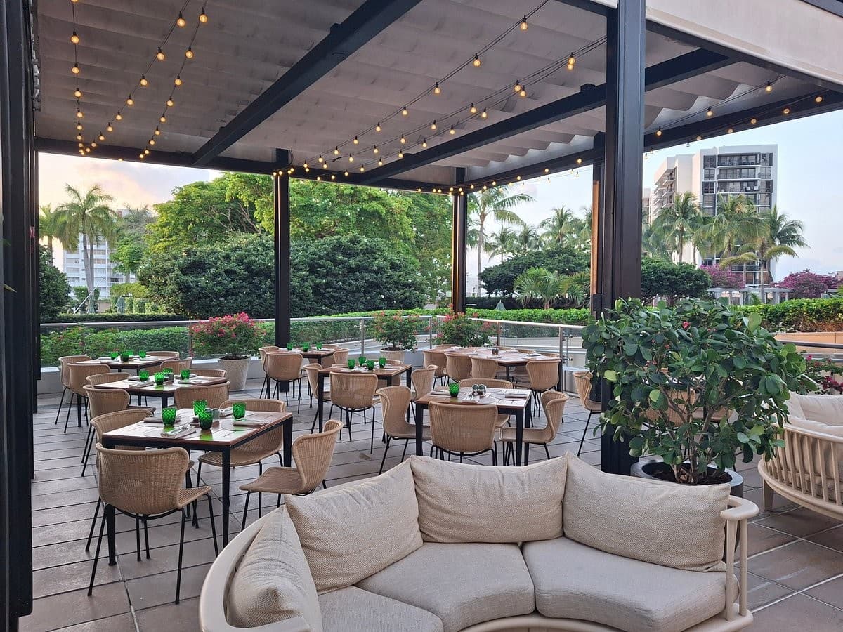 Outdoor patio at Edge Miami, 1435 Brickell Ave