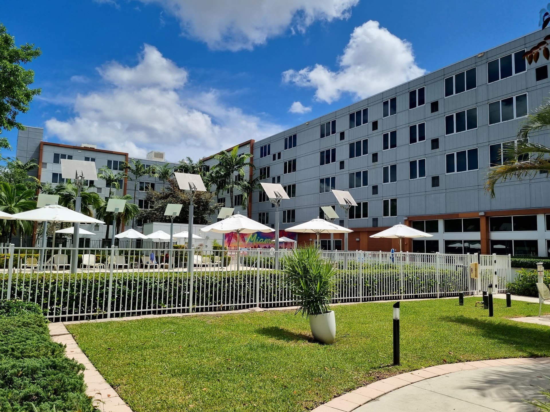 Element Miami International Airport hotel exterior view