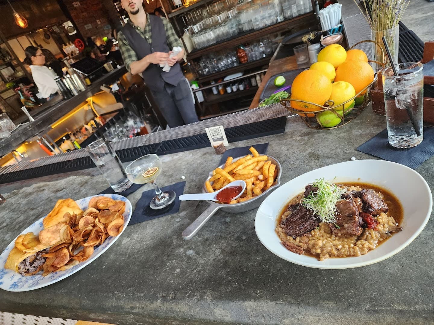 Dining scene at Finka Table & Tap in Miami