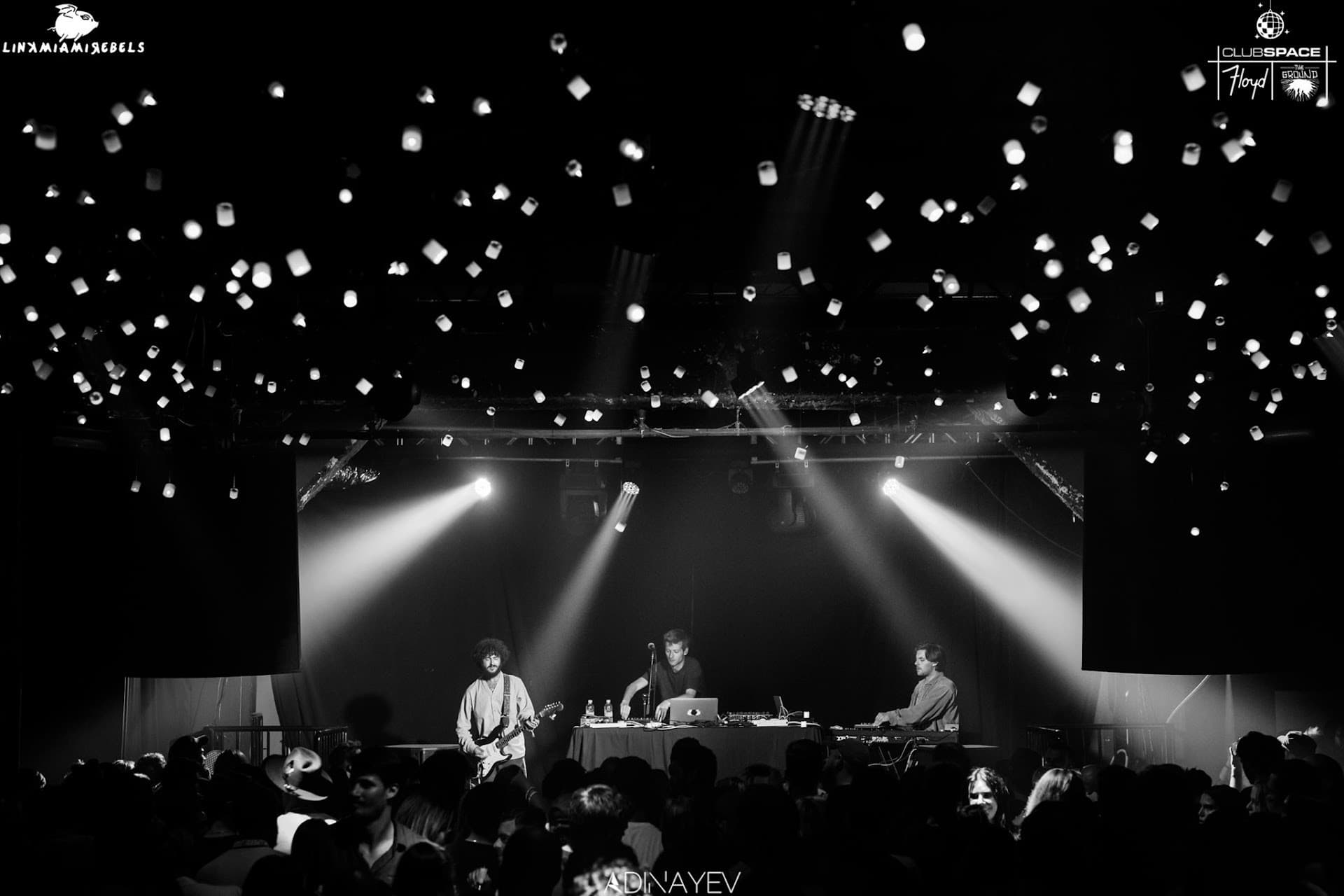 Nightlife vibe at Floyd Miami with live music