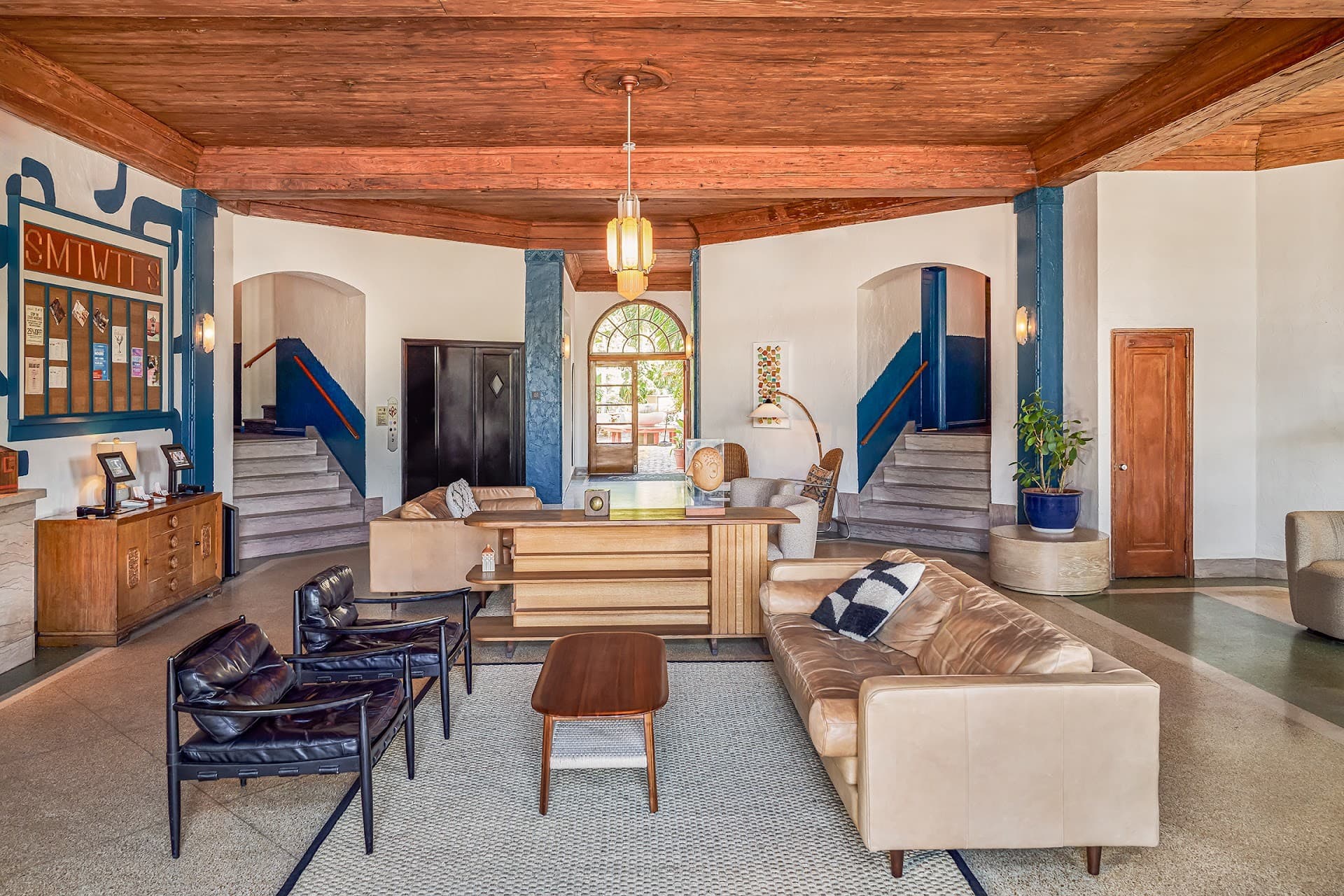 Elegant lobby of Freehand Miami in Miami Beach