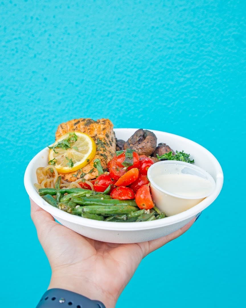 Healthy dish from Fresh Kitchen Miami Midtown