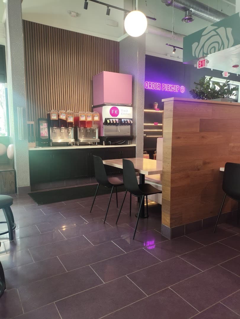Fresh Kitchen interior in Miami Midtown