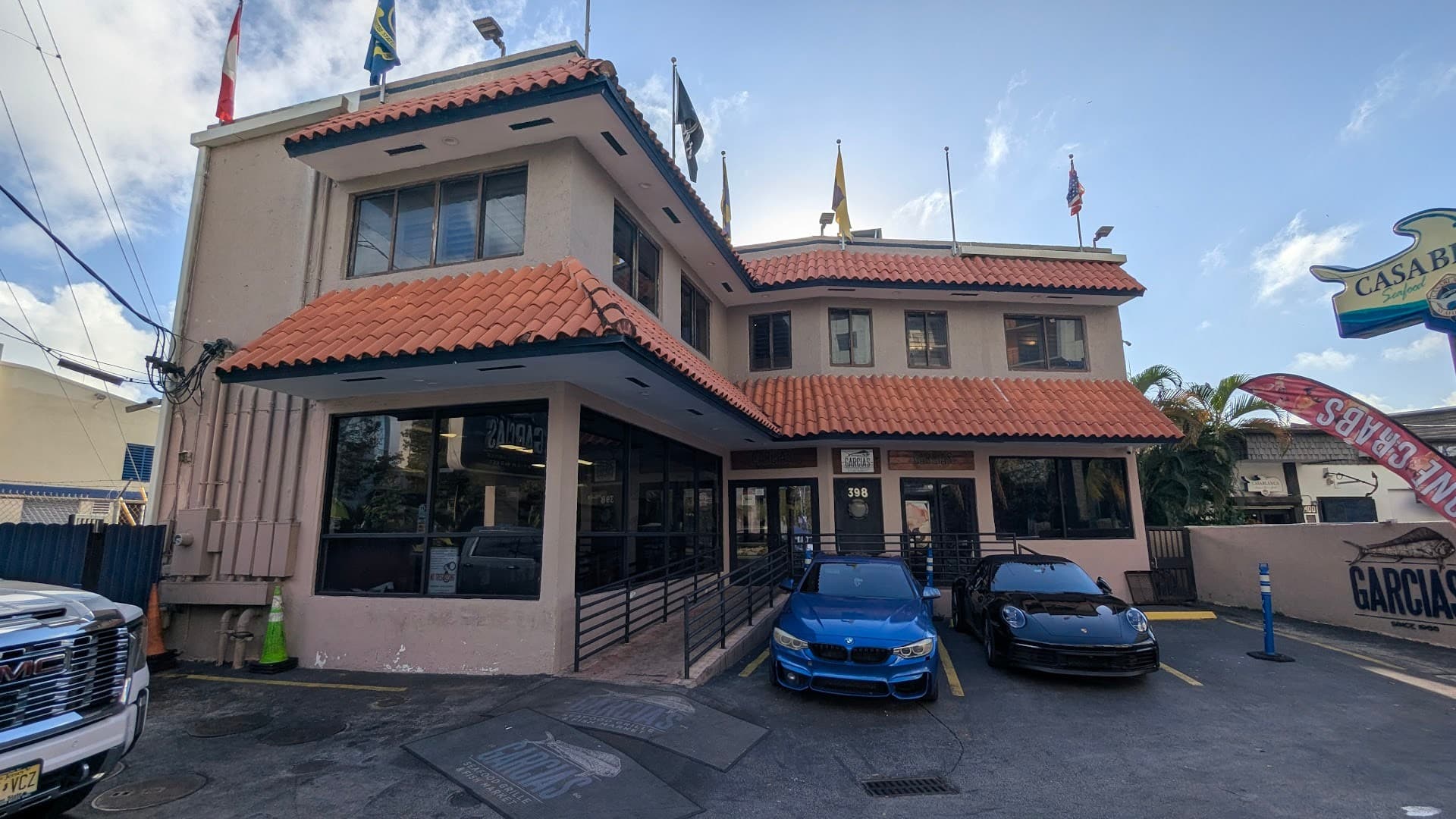 Garcia's Seafood Grille & Fish Market exterior in Miami