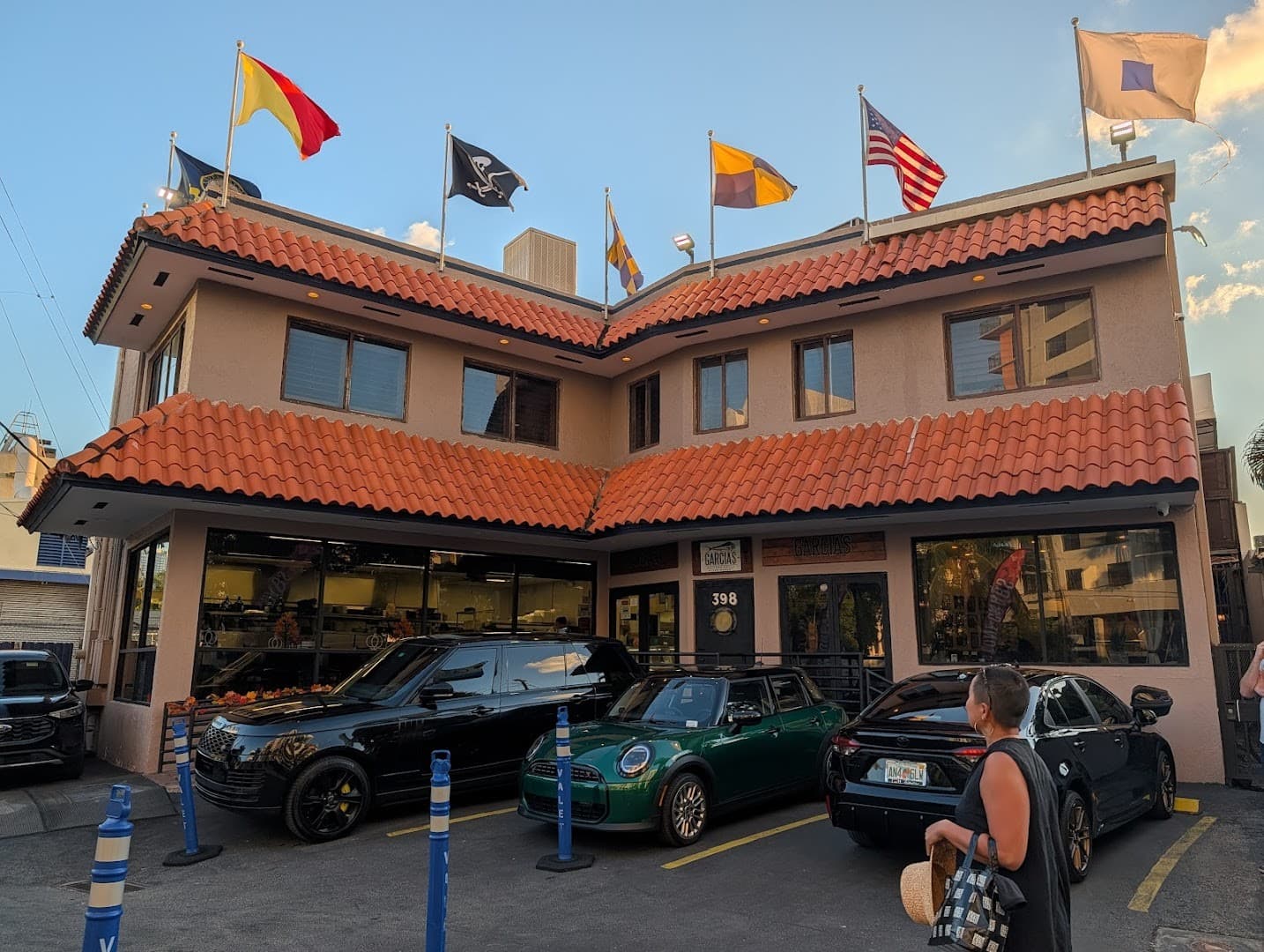 Garcia's Seafood Grille & Fish Market exterior in Miami