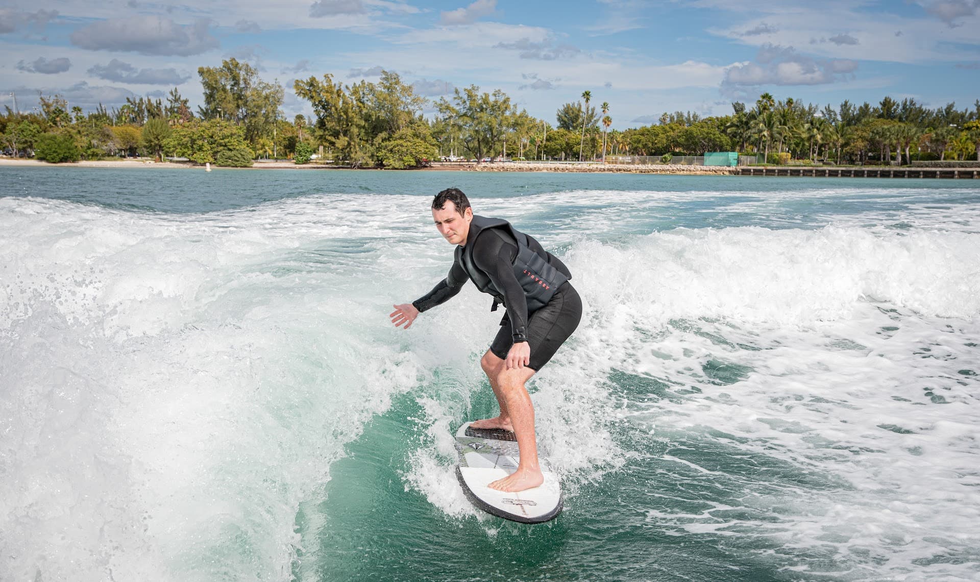 Wakesurfing at Gator Bait Wakeboard & Wakesurf School in Miami